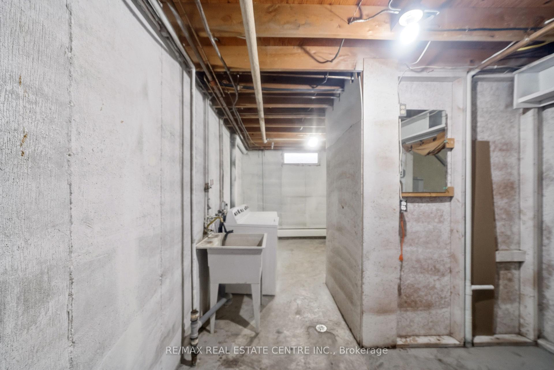 Photo 24 of Unit 10, 76 Borden Parkway, Kitchener, King East — HOMEH