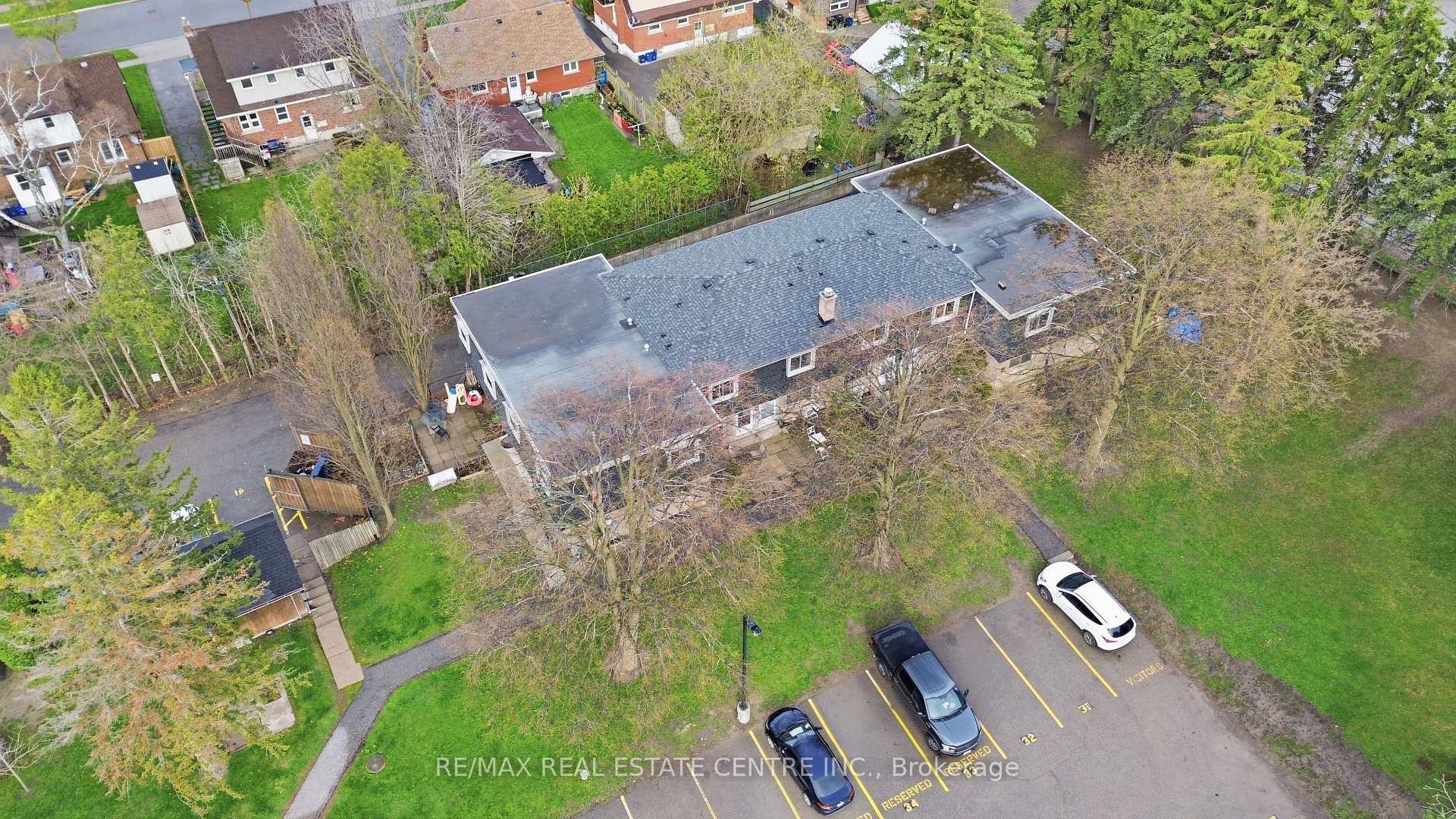 Photo 27 of Unit 10, 76 Borden Parkway, Kitchener, King East — HOMEH