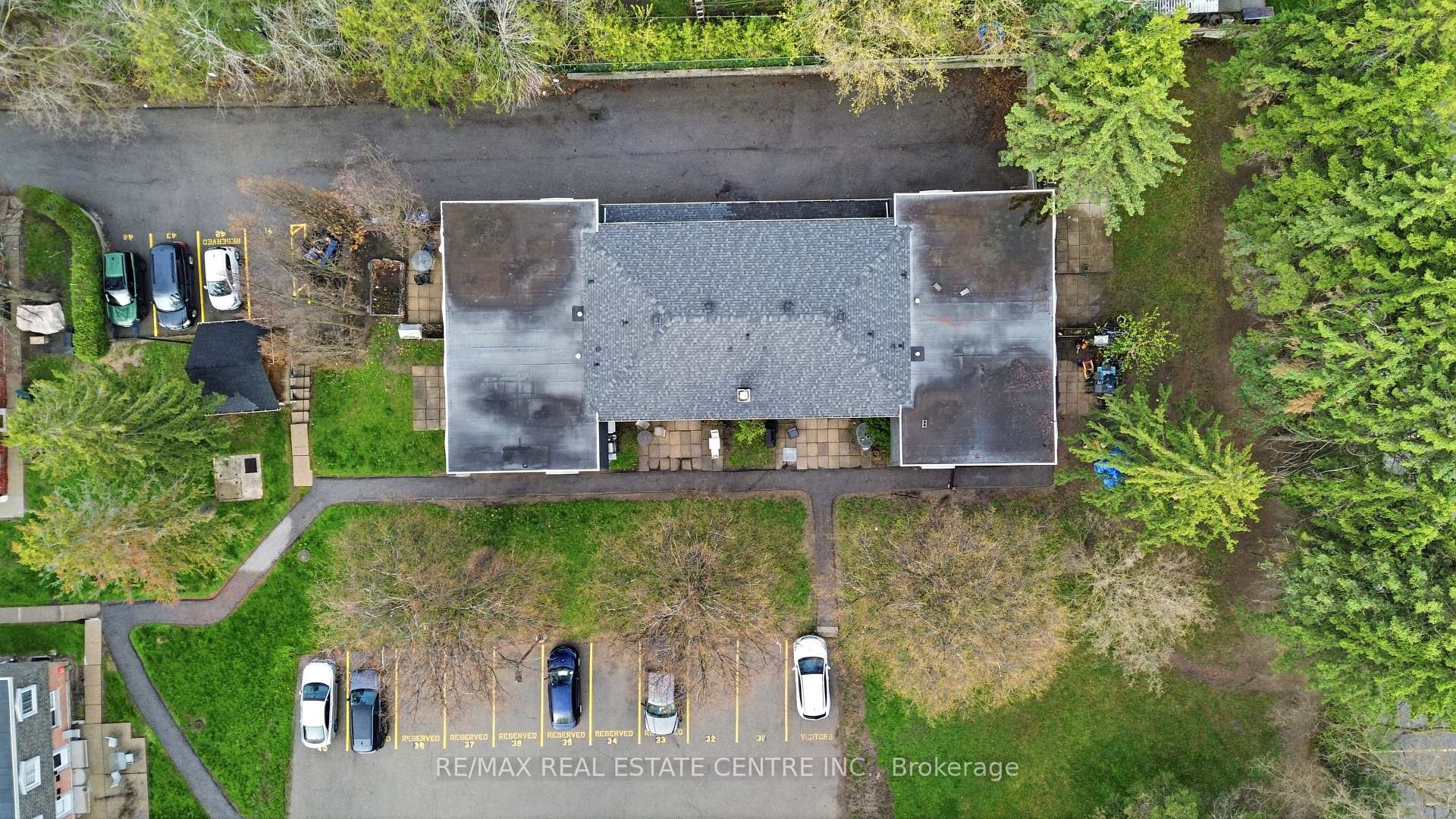 Photo 30 of Unit 10, 76 Borden Parkway, Kitchener, King East — HOMEH
