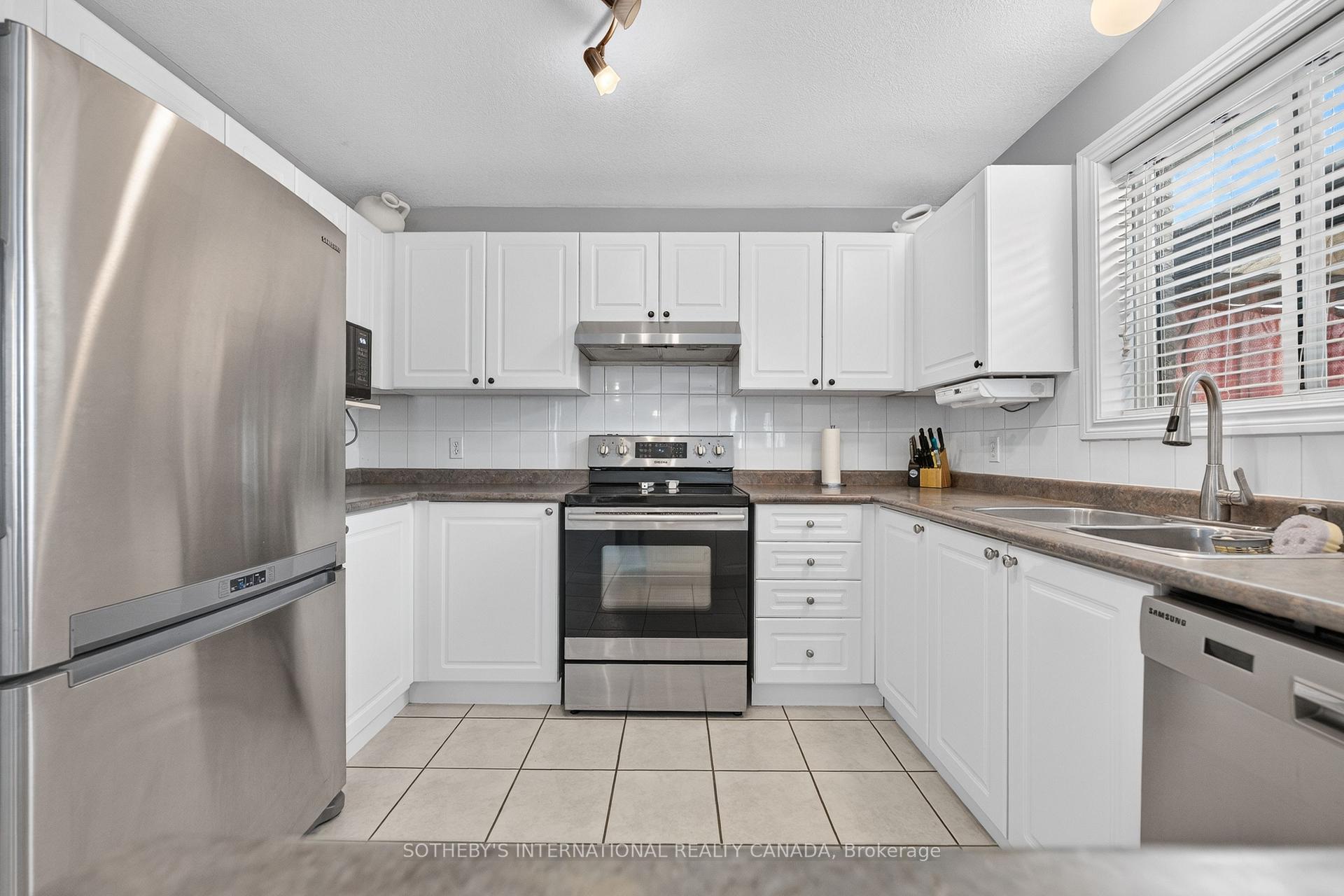 Photo 12 of 112 Lilywood Drive, Cambridge, Little's Corners — HOMEH