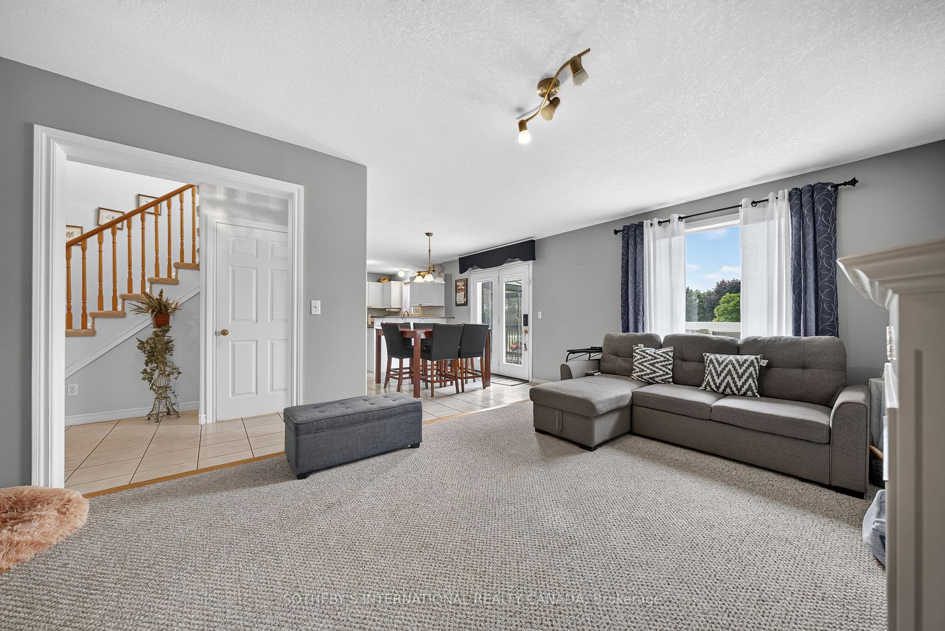 Photo 16 of 112 Lilywood Drive, Cambridge, Little's Corners — HOMEH