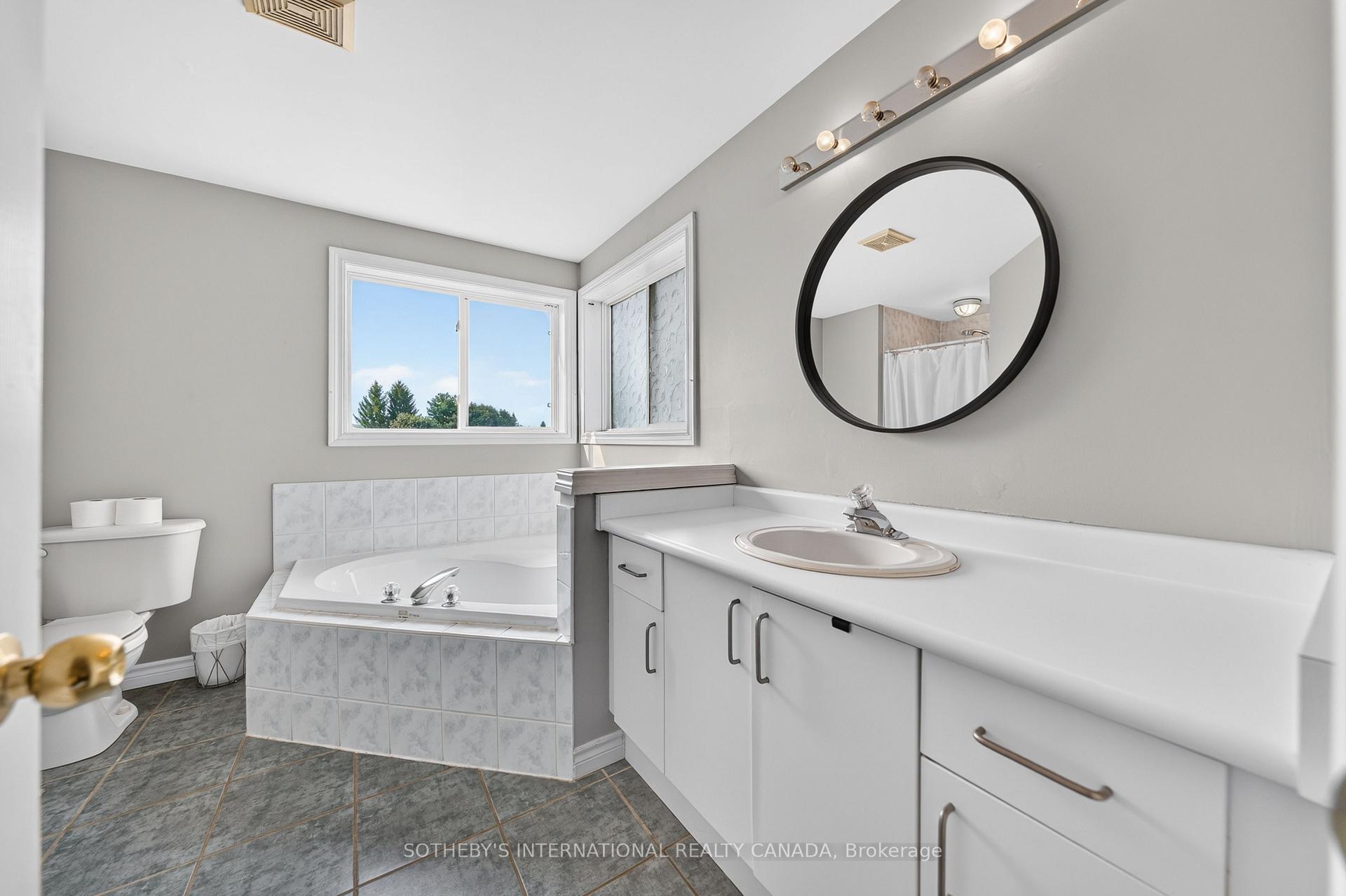 Photo 22 of 112 Lilywood Drive, Cambridge, Little's Corners — HOMEH