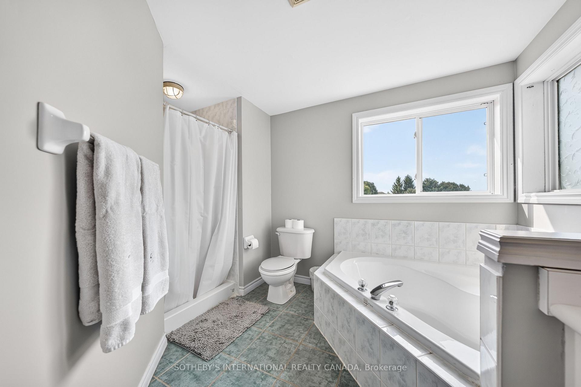Photo 23 of 112 Lilywood Drive, Cambridge, Little's Corners — HOMEH