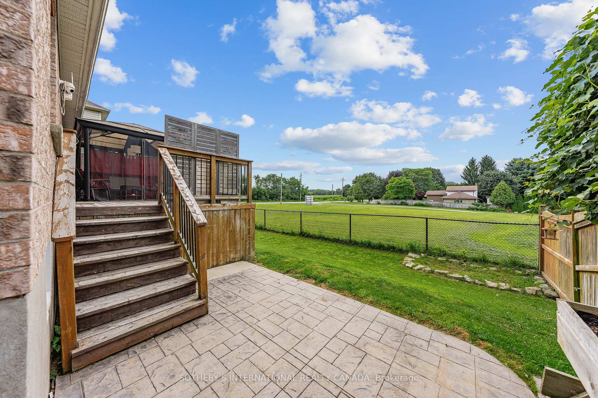 Photo 36 of 112 Lilywood Drive, Cambridge, Little's Corners — HOMEH