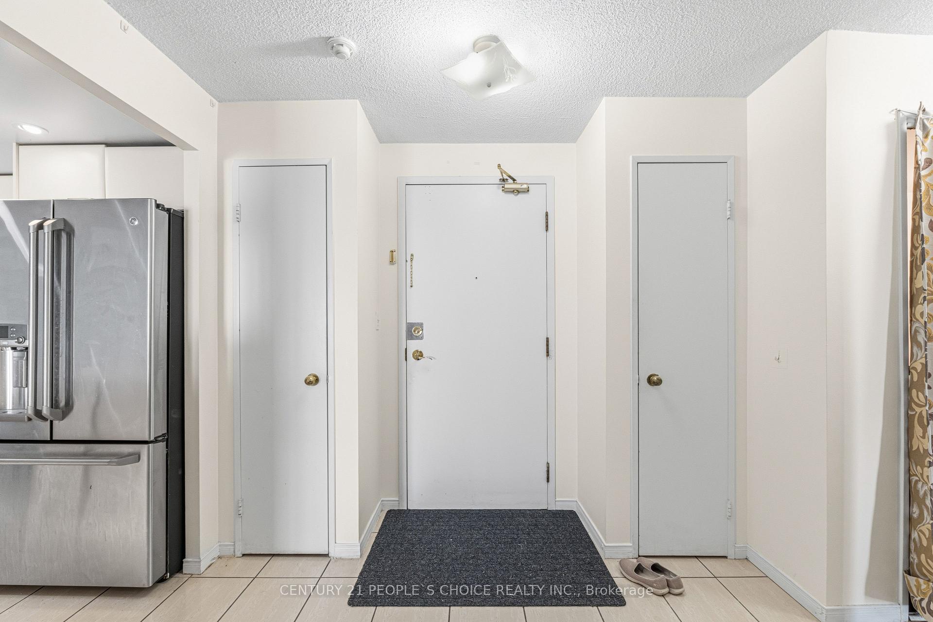 Photo 11 of Unit 1413, 155 Hillcrest Avenue, Mississauga, Cooksville — HOMEH