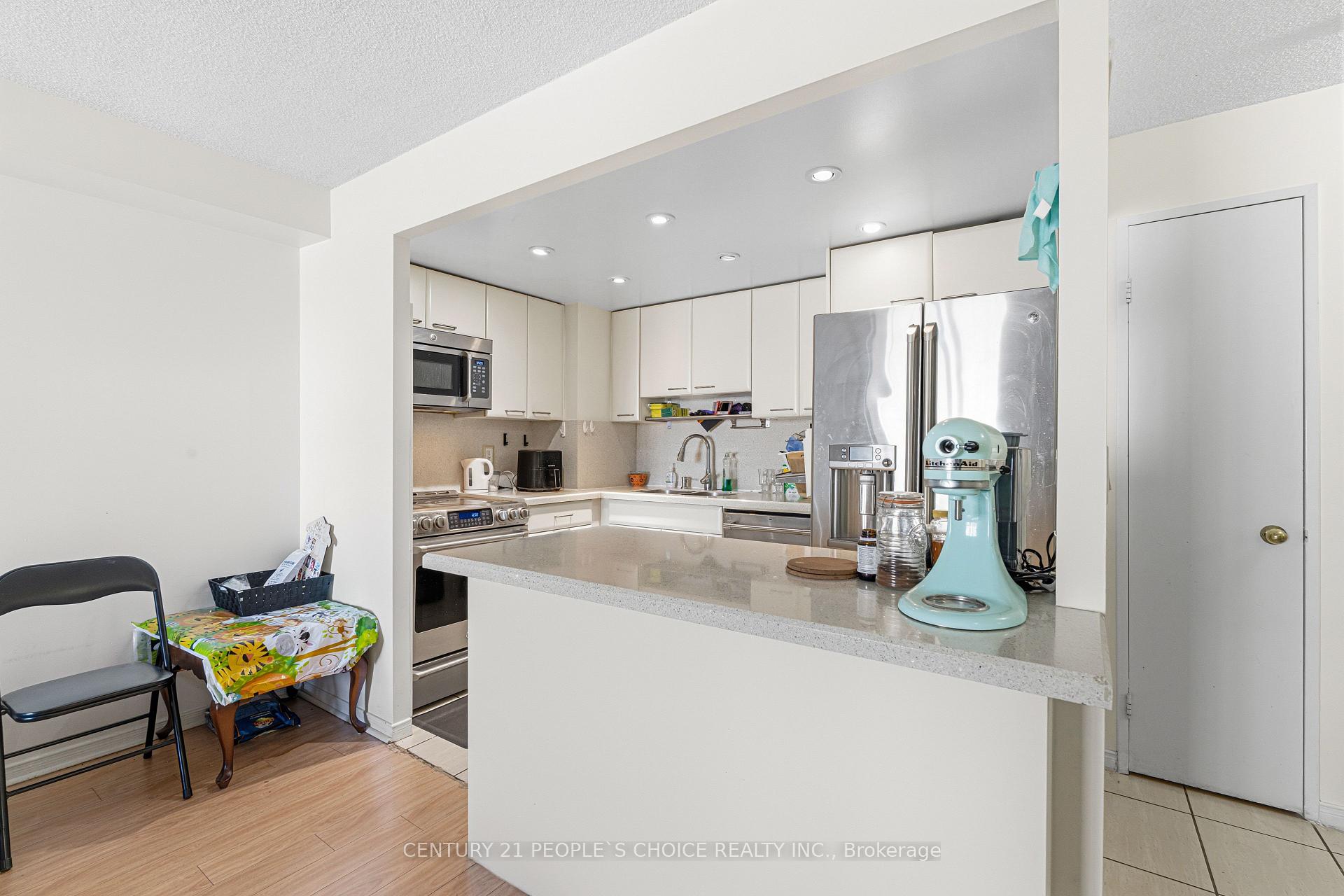 Photo 12 of Unit 1413, 155 Hillcrest Avenue, Mississauga, Cooksville — HOMEH
