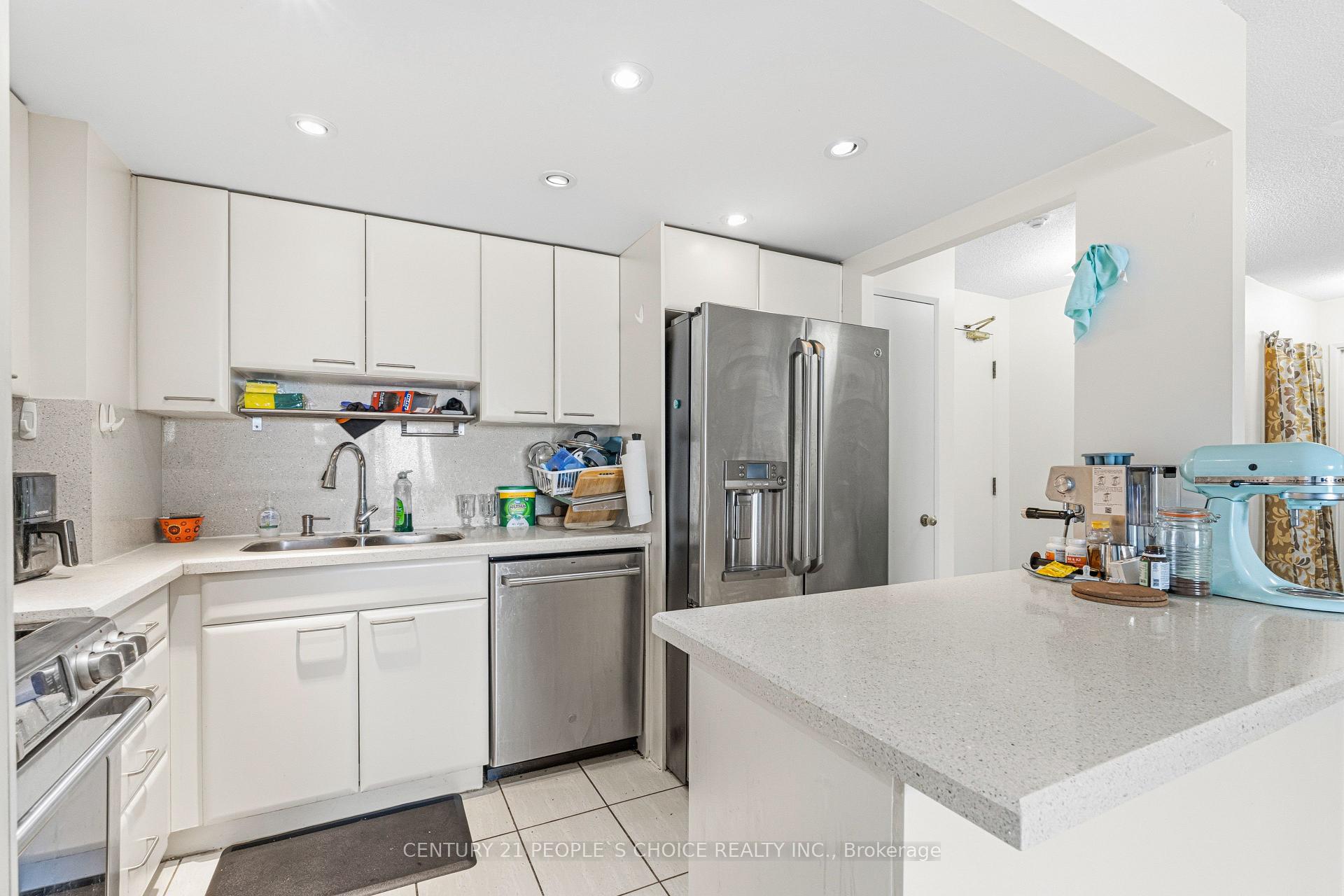 Photo 15 of Unit 1413, 155 Hillcrest Avenue, Mississauga, Cooksville — HOMEH