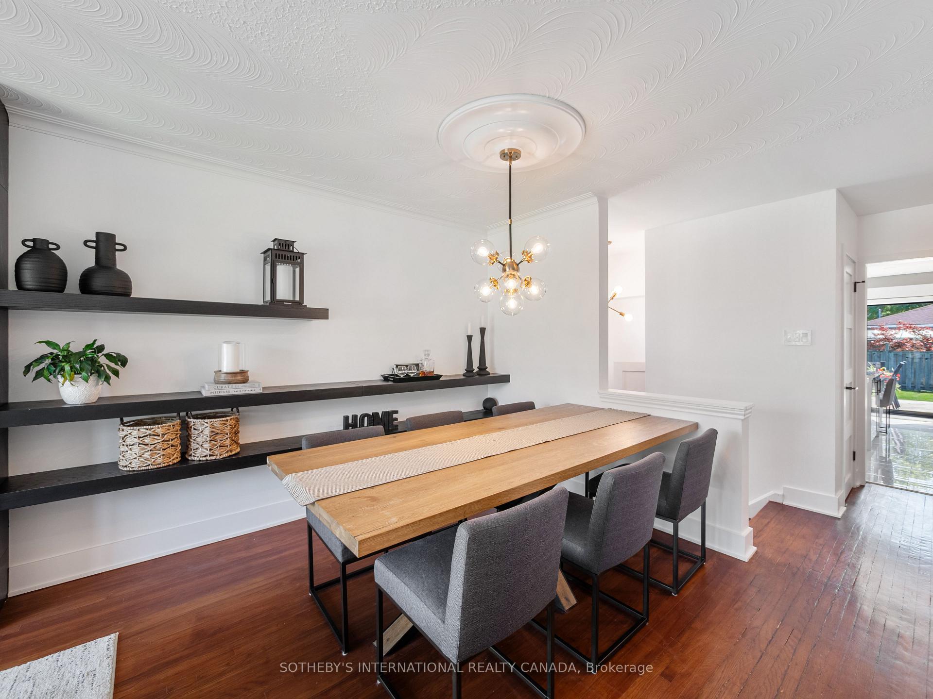 Photo 6 of 17 Sigmont Road, Etobicoke, Eringate-Centennial-West Deane — HOMEH