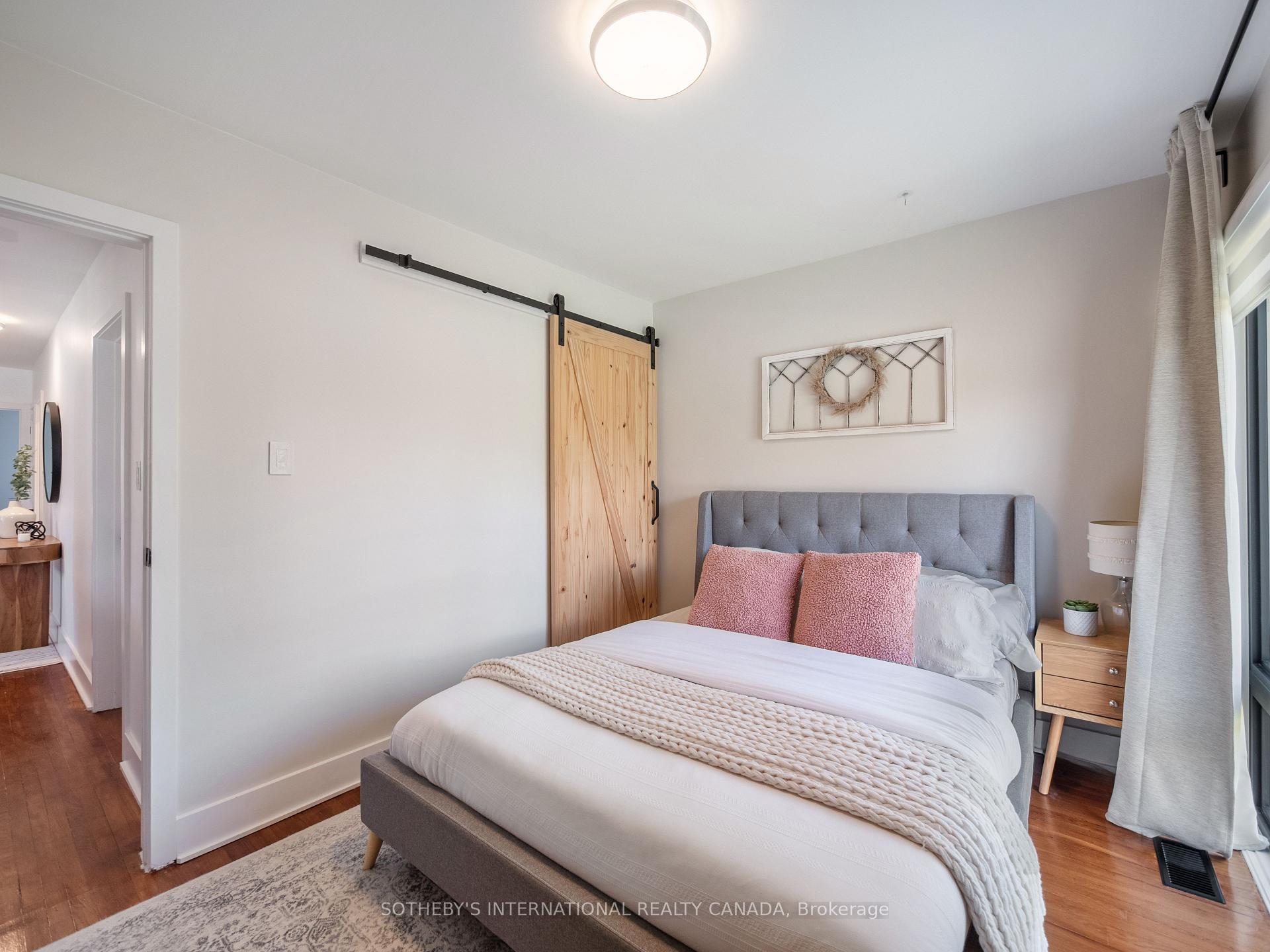 Photo 21 of 17 Sigmont Road, Etobicoke, Eringate-Centennial-West Deane — HOMEH