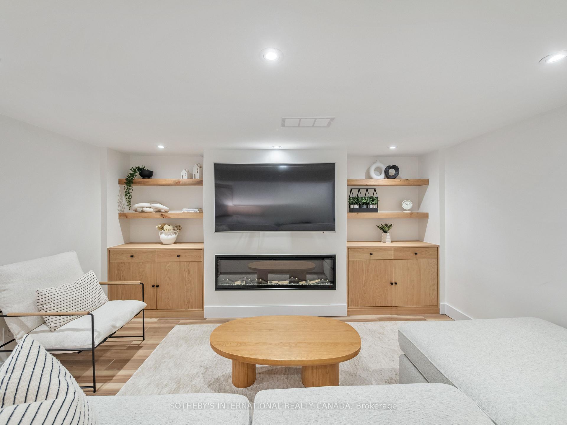Photo 28 of 17 Sigmont Road, Etobicoke, Eringate-Centennial-West Deane — HOMEH