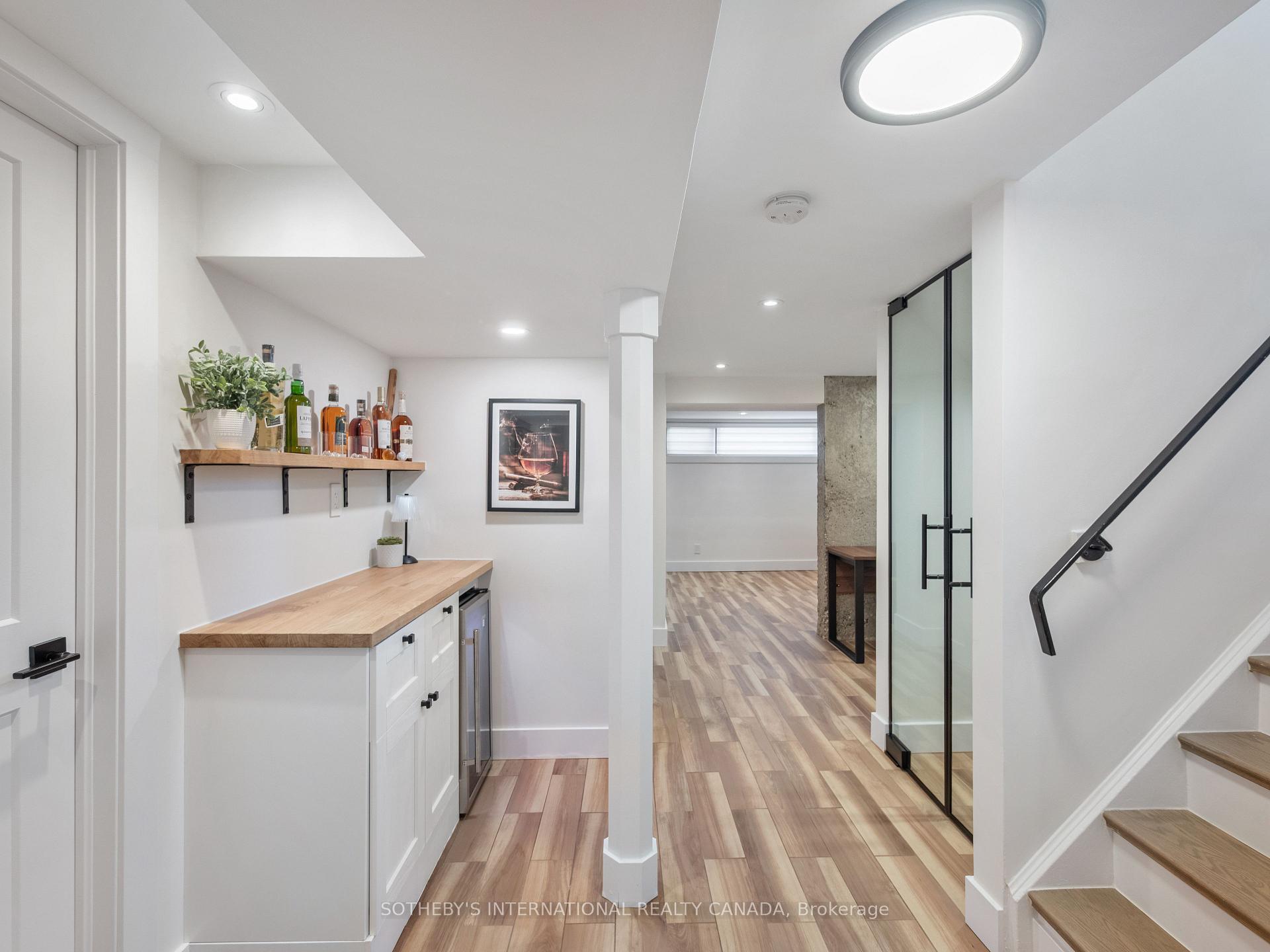 Photo 31 of 17 Sigmont Road, Etobicoke, Eringate-Centennial-West Deane — HOMEH