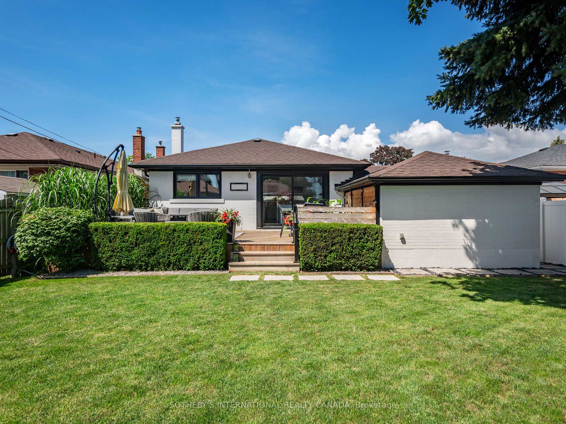 Photo 43 of 17 Sigmont Road, Etobicoke, Eringate-Centennial-West Deane — HOMEH