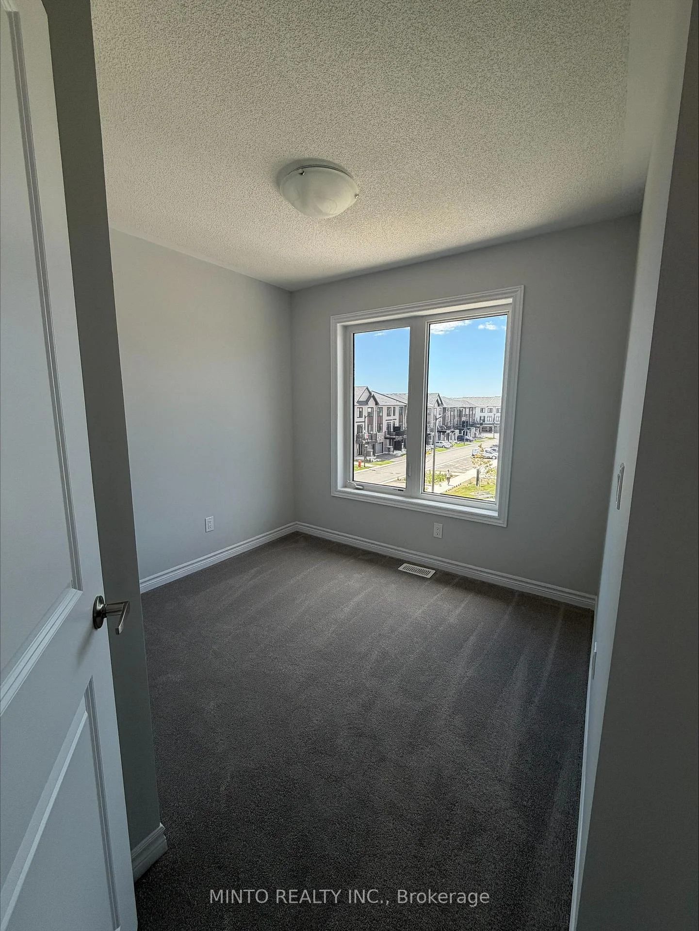 Photo 14 of 1202 Greentree Path, Oshawa, Kedron — HOMEH
