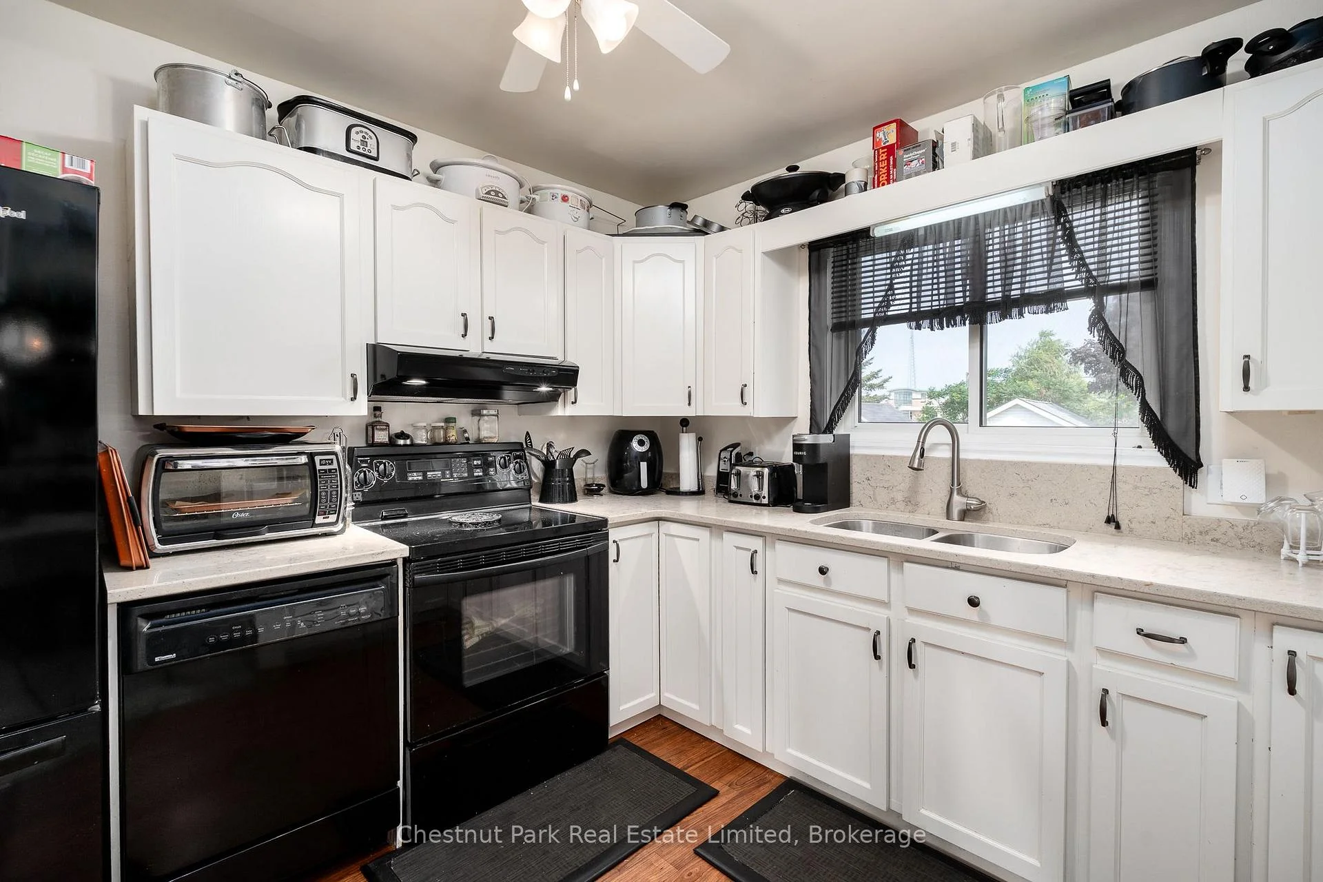 Photo 13 of 4 First Avenue, Prince Edward County, Wellington Ward — HOMEH