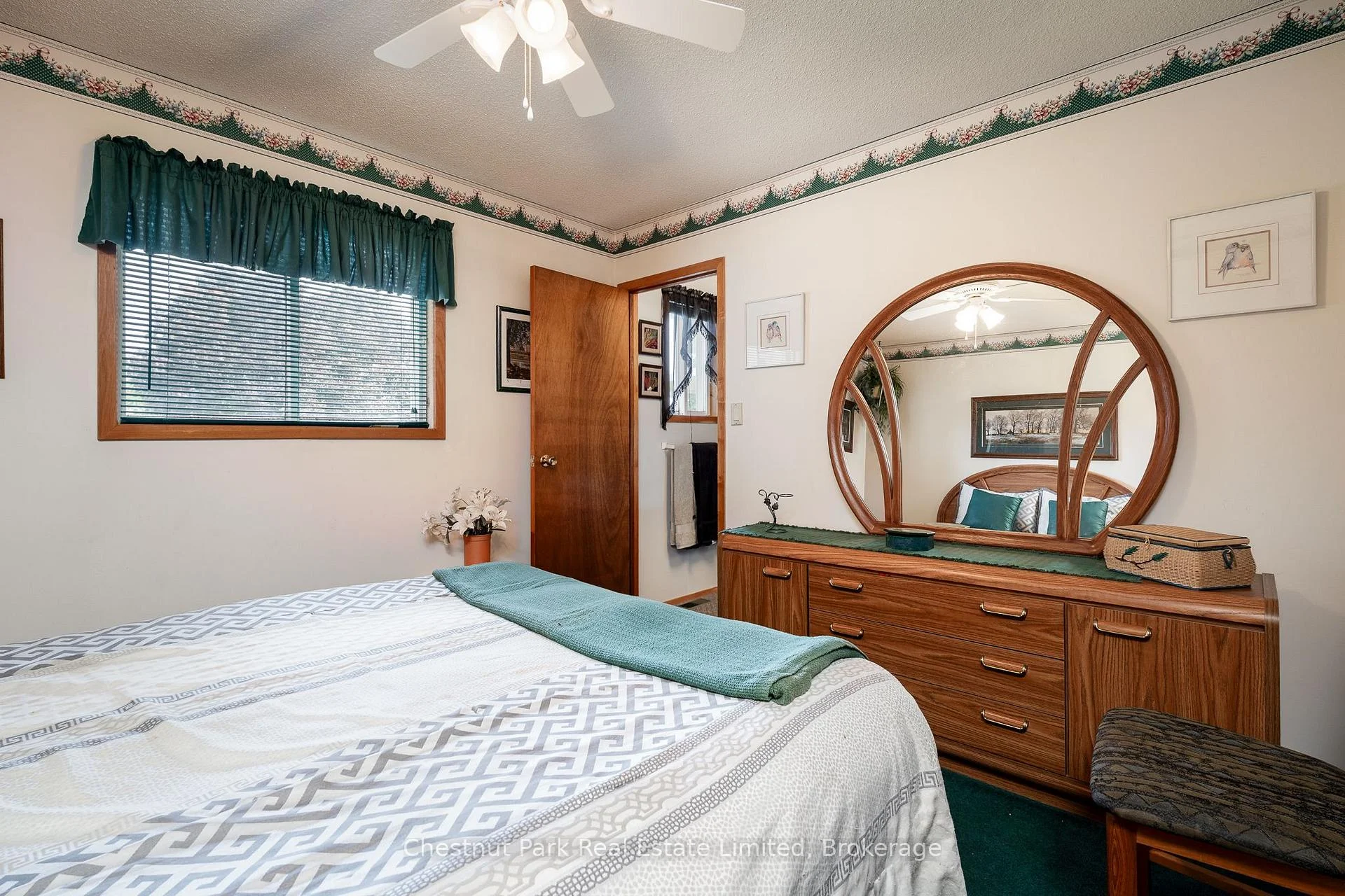 Photo 18 of 4 First Avenue, Prince Edward County, Wellington Ward — HOMEH