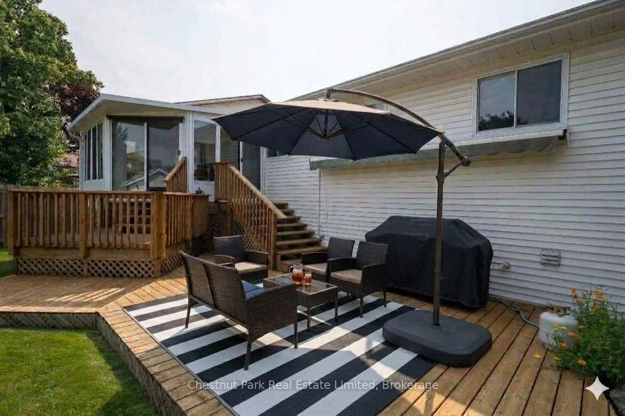 Photo 30 of 4 First Avenue, Prince Edward County, Wellington Ward — HOMEH