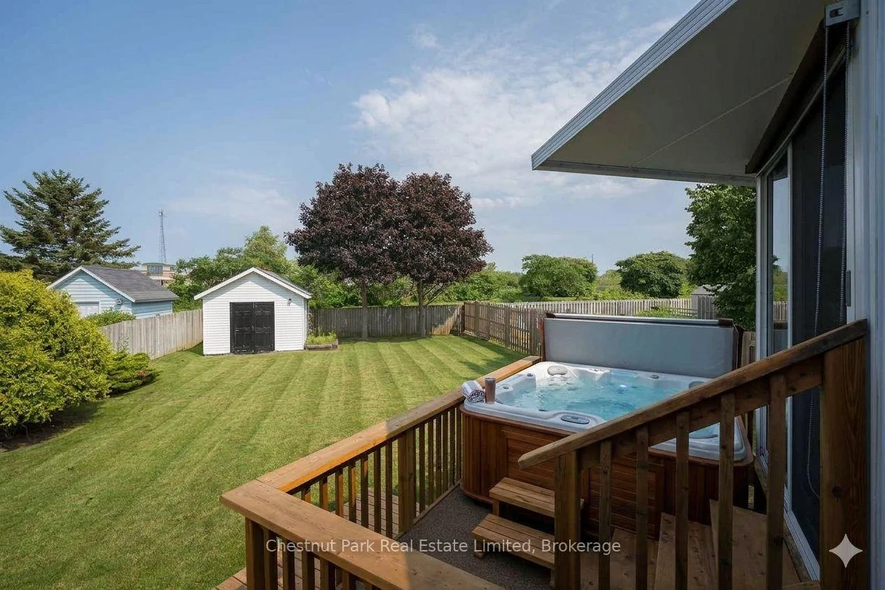 Photo 32 of 4 First Avenue, Prince Edward County, Wellington Ward — HOMEH