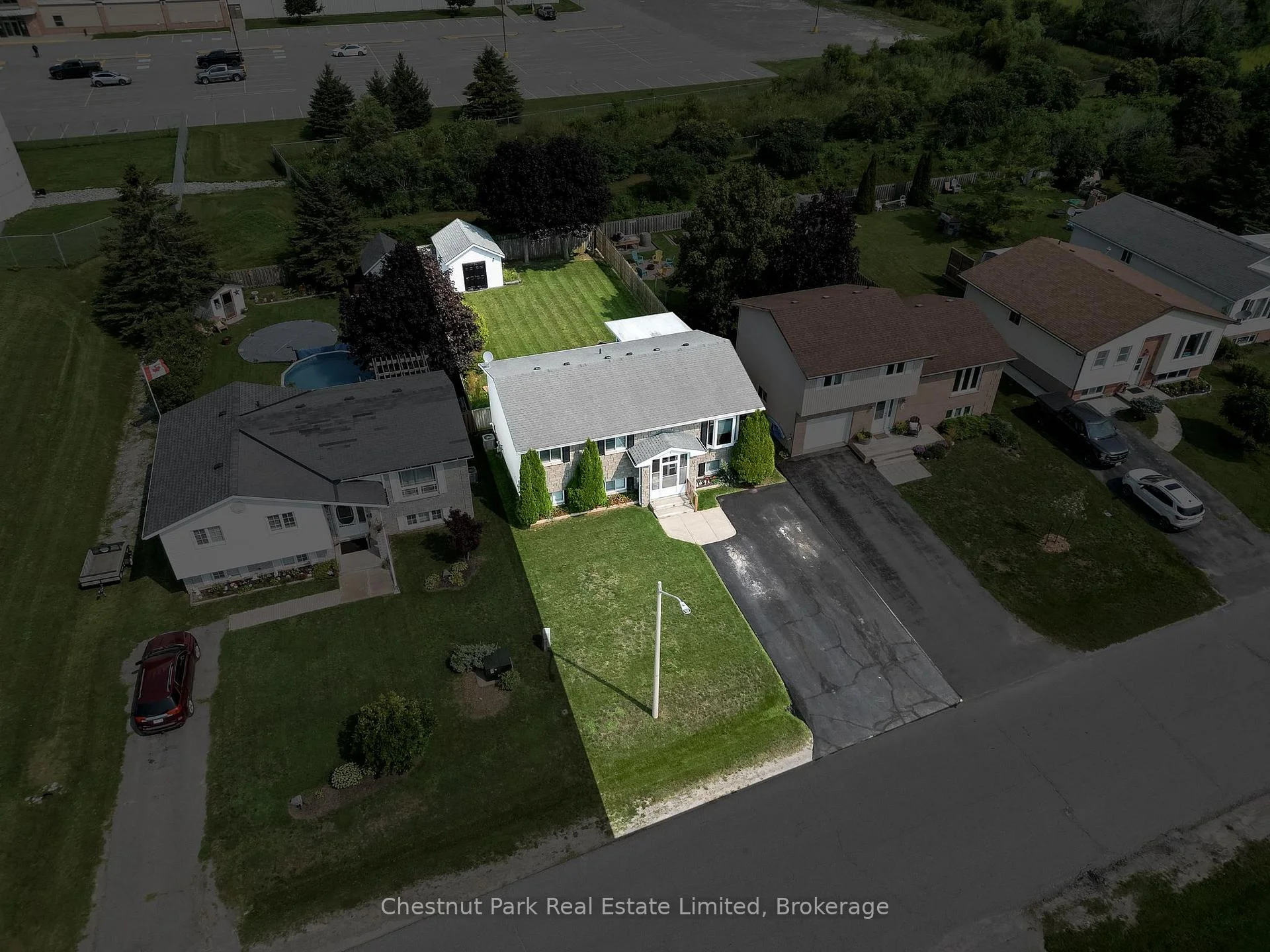 Photo 35 of 4 First Avenue, Prince Edward County, Wellington Ward — HOMEH