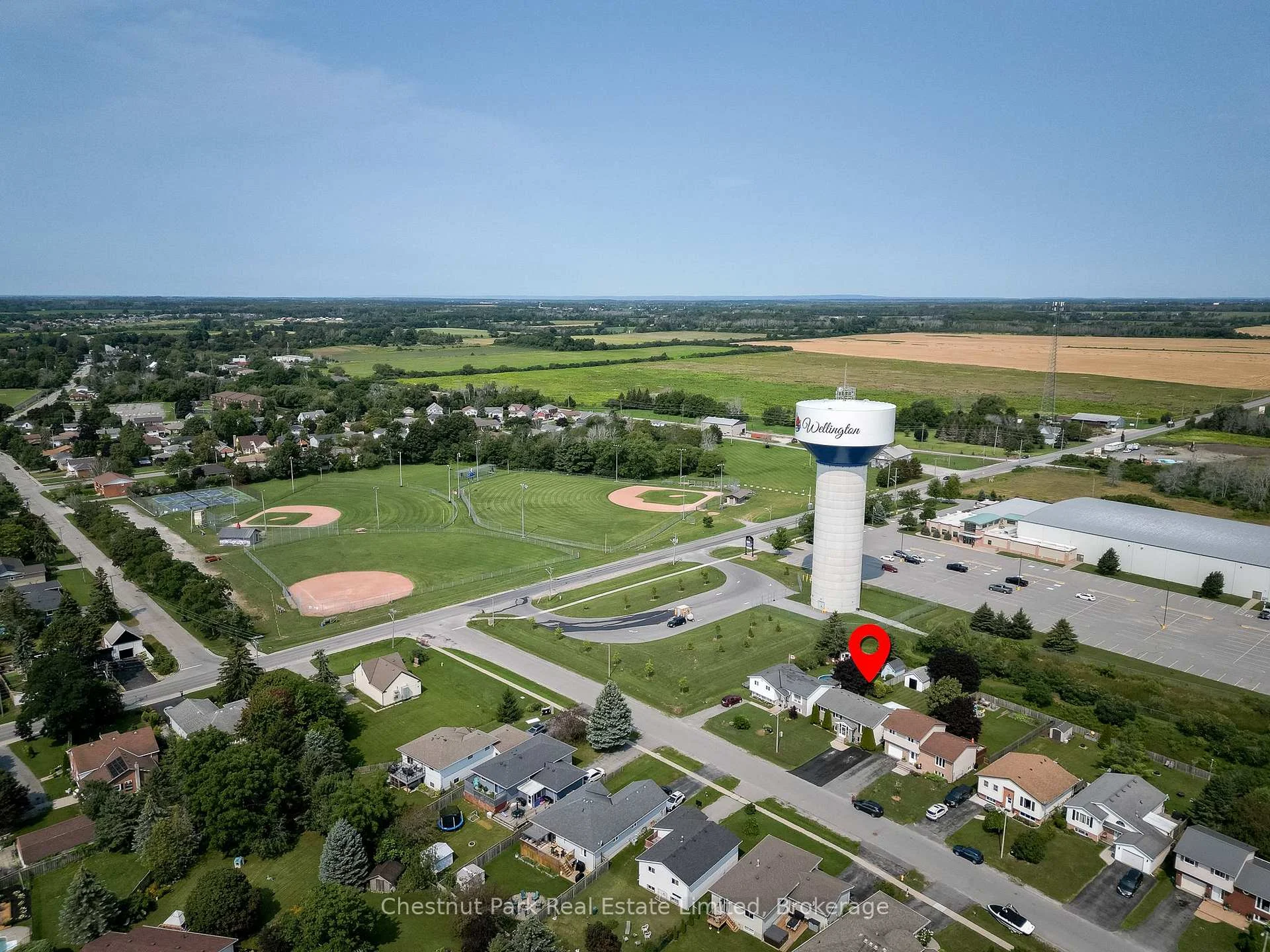 Photo 41 of 4 First Avenue, Prince Edward County, Wellington Ward — HOMEH