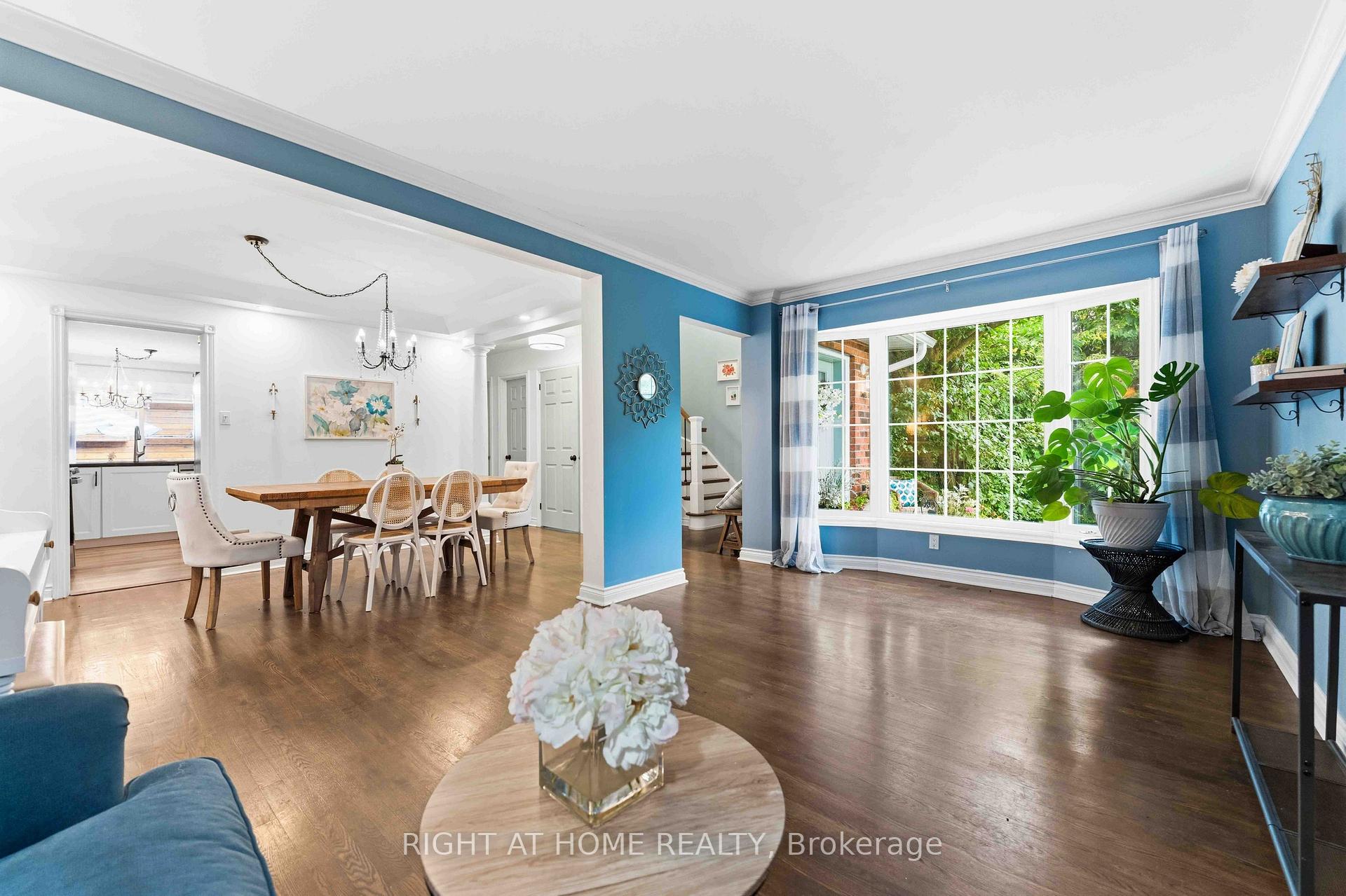 Photo 8 of 25 Waterton Crescent, Ottawa, Kanata - Bridlewood — HOMEH
