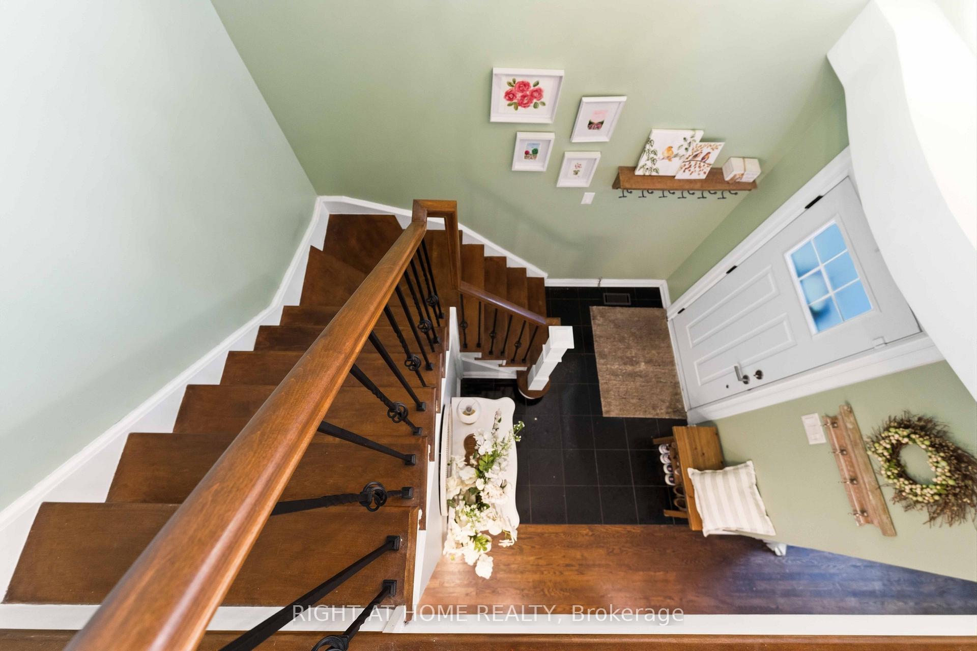 Photo 21 of 25 Waterton Crescent, Ottawa, Kanata - Bridlewood — HOMEH