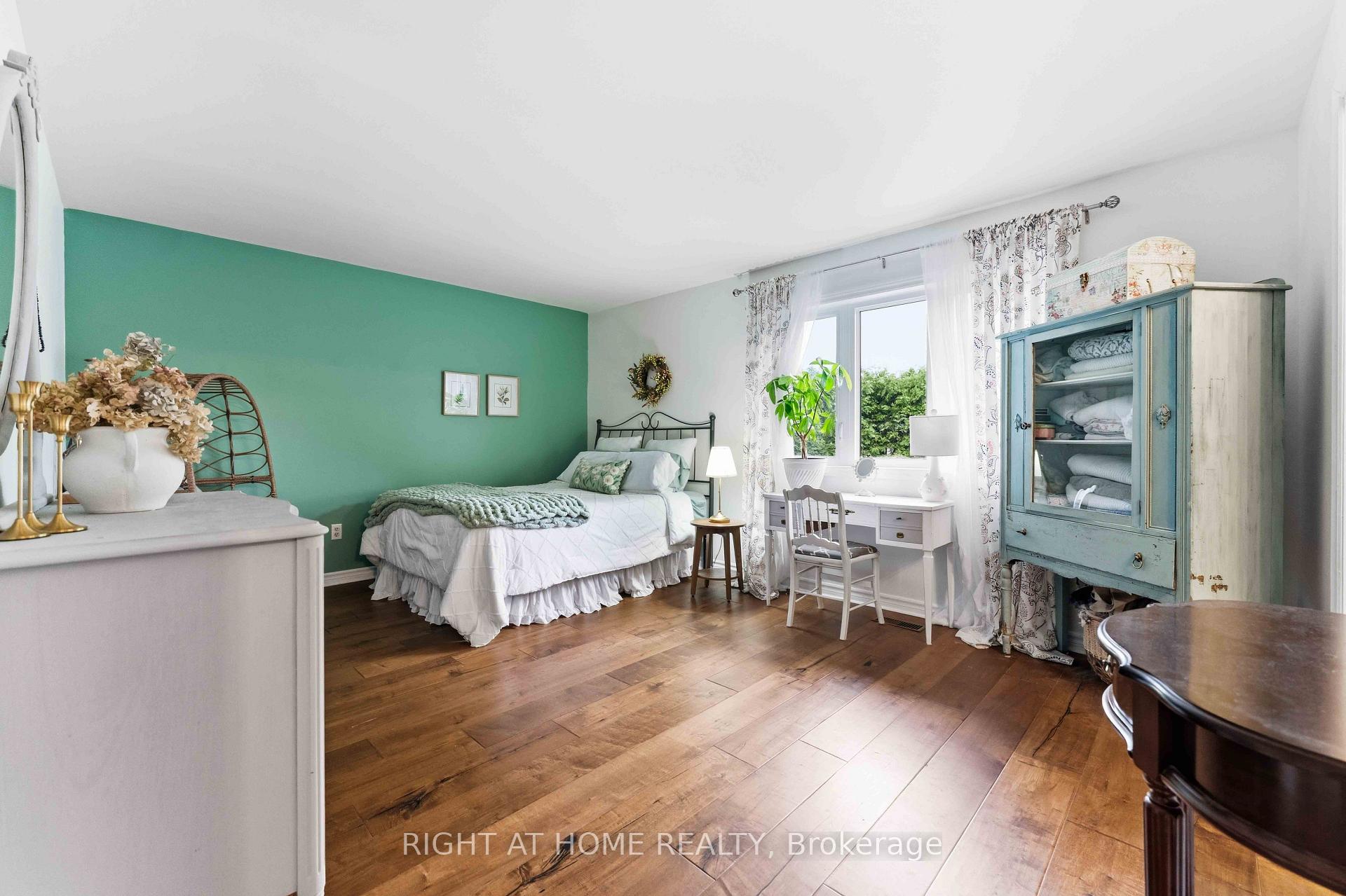 Photo 22 of 25 Waterton Crescent, Ottawa, Kanata - Bridlewood — HOMEH