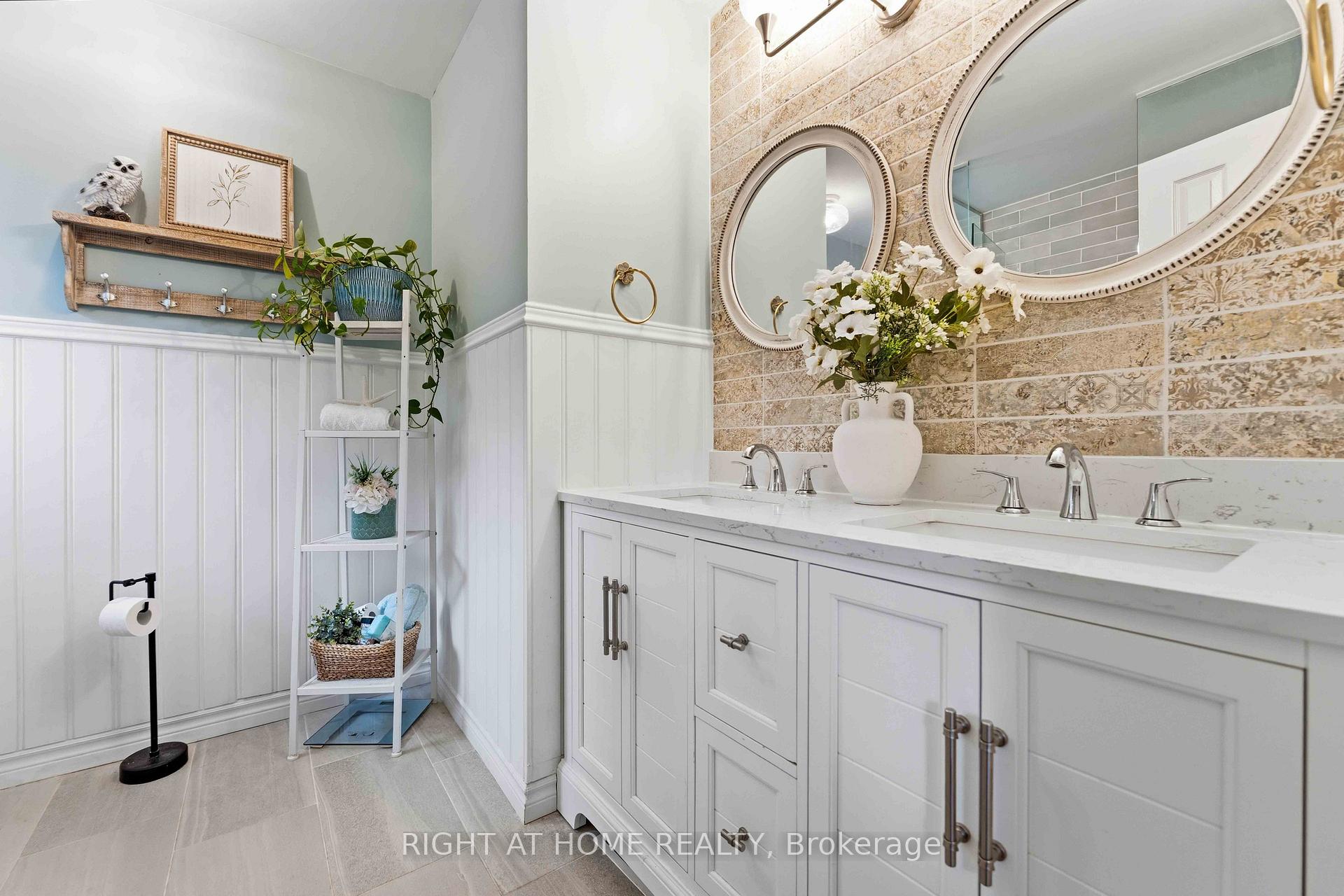 Photo 24 of 25 Waterton Crescent, Ottawa, Kanata - Bridlewood — HOMEH
