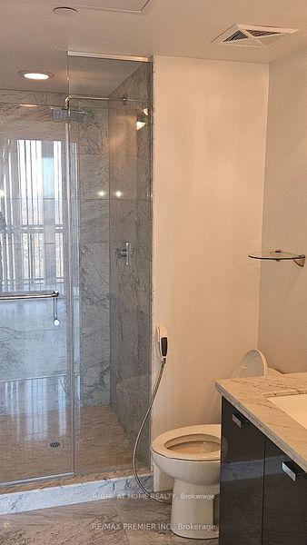 Photo 5 of Unit 2705, 32 Davenport Road, Toronto, The Annex — HOMEH