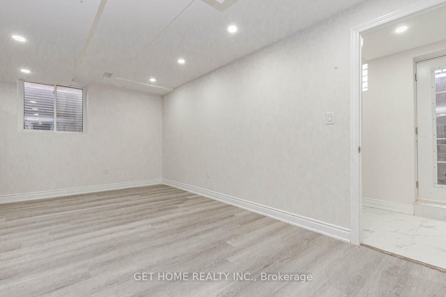 Photo 15 of Unit Bsmt, 1222 Christie Circle, Milton, Beaty — HOMEH