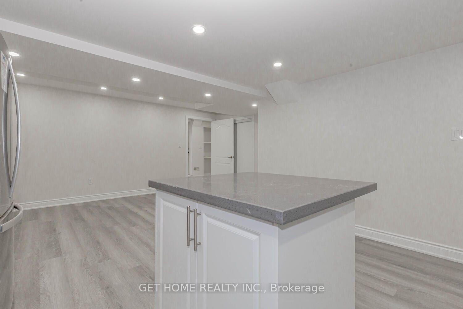 Photo 21 of Unit Bsmt, 1222 Christie Circle, Milton, Beaty — HOMEH