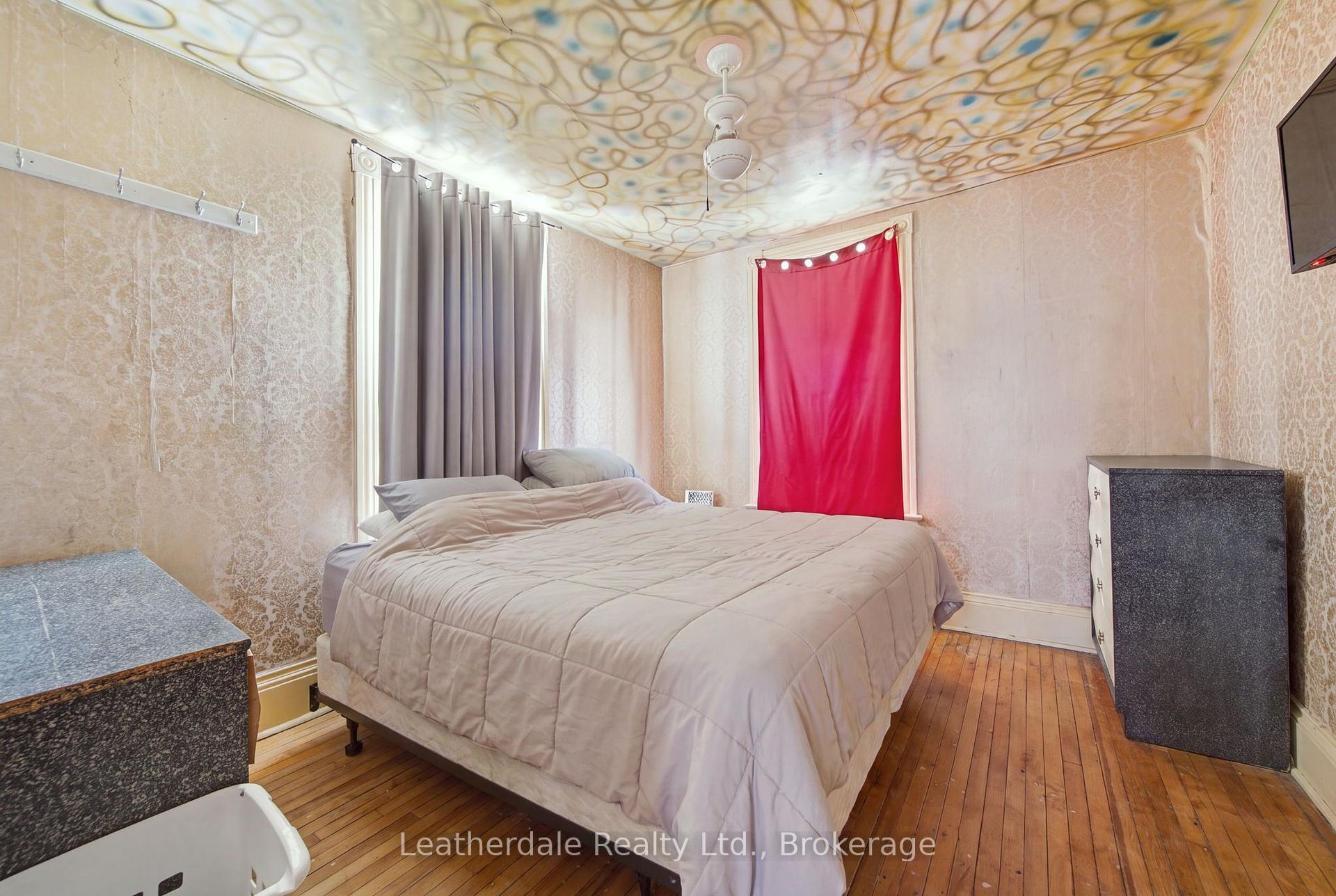 Photo 10 of 87 Bond Street, Orillia — HOMEH