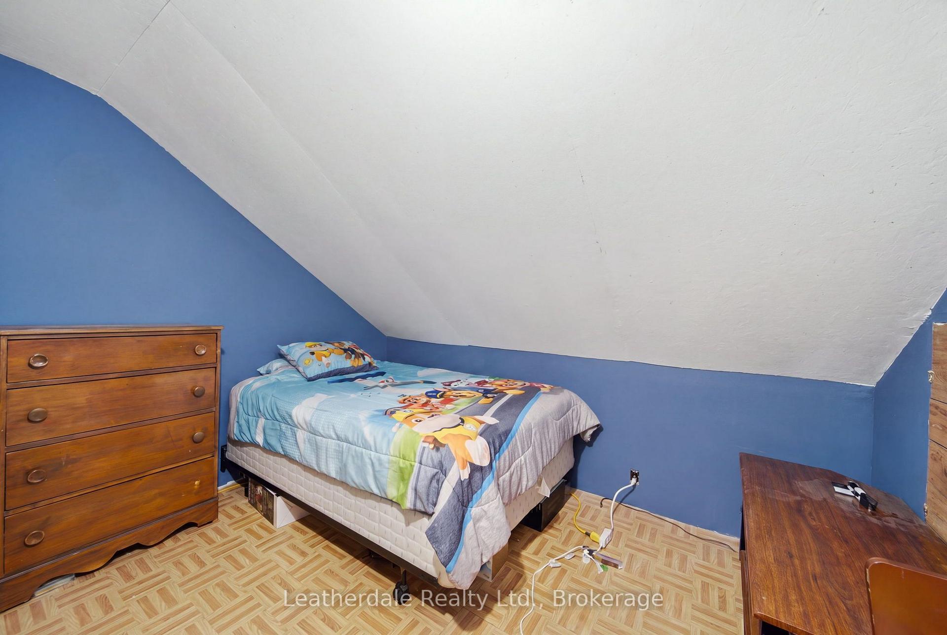 Photo 21 of 87 Bond Street, Orillia — HOMEH
