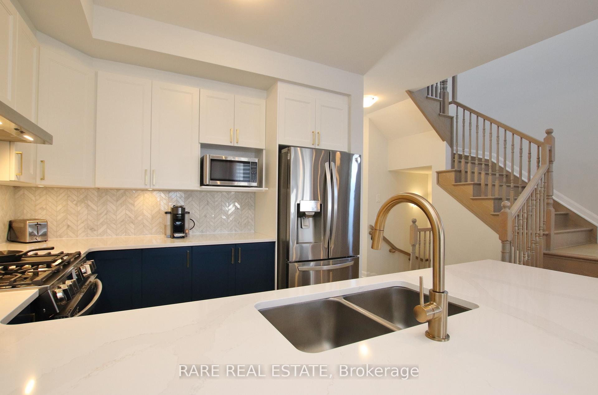 Photo 2 of 126 Attwell Private, Ottawa, Kanata - Morgan's Grant/South March — HOMEH