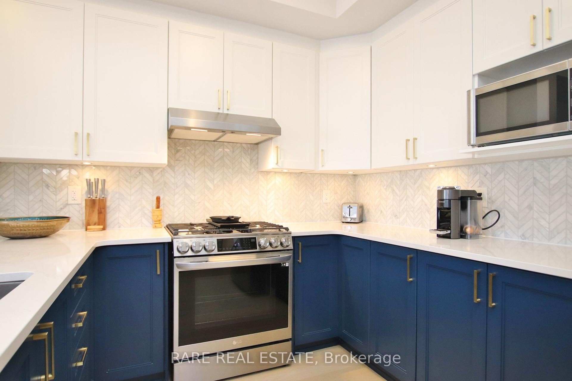 Photo 4 of 126 Attwell Private, Ottawa, Kanata - Morgan's Grant/South March — HOMEH