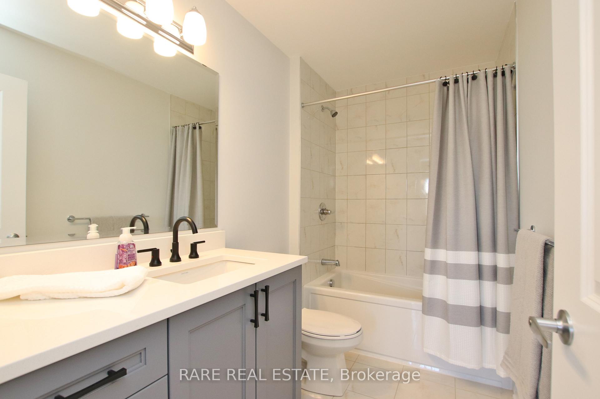 Photo 17 of 126 Attwell Private, Ottawa, Kanata - Morgan's Grant/South March — HOMEH