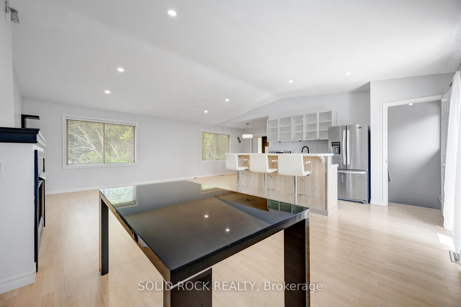 Photo 15 of 5372 Spruce Avenue, Burlington, Appleby — HOMEH