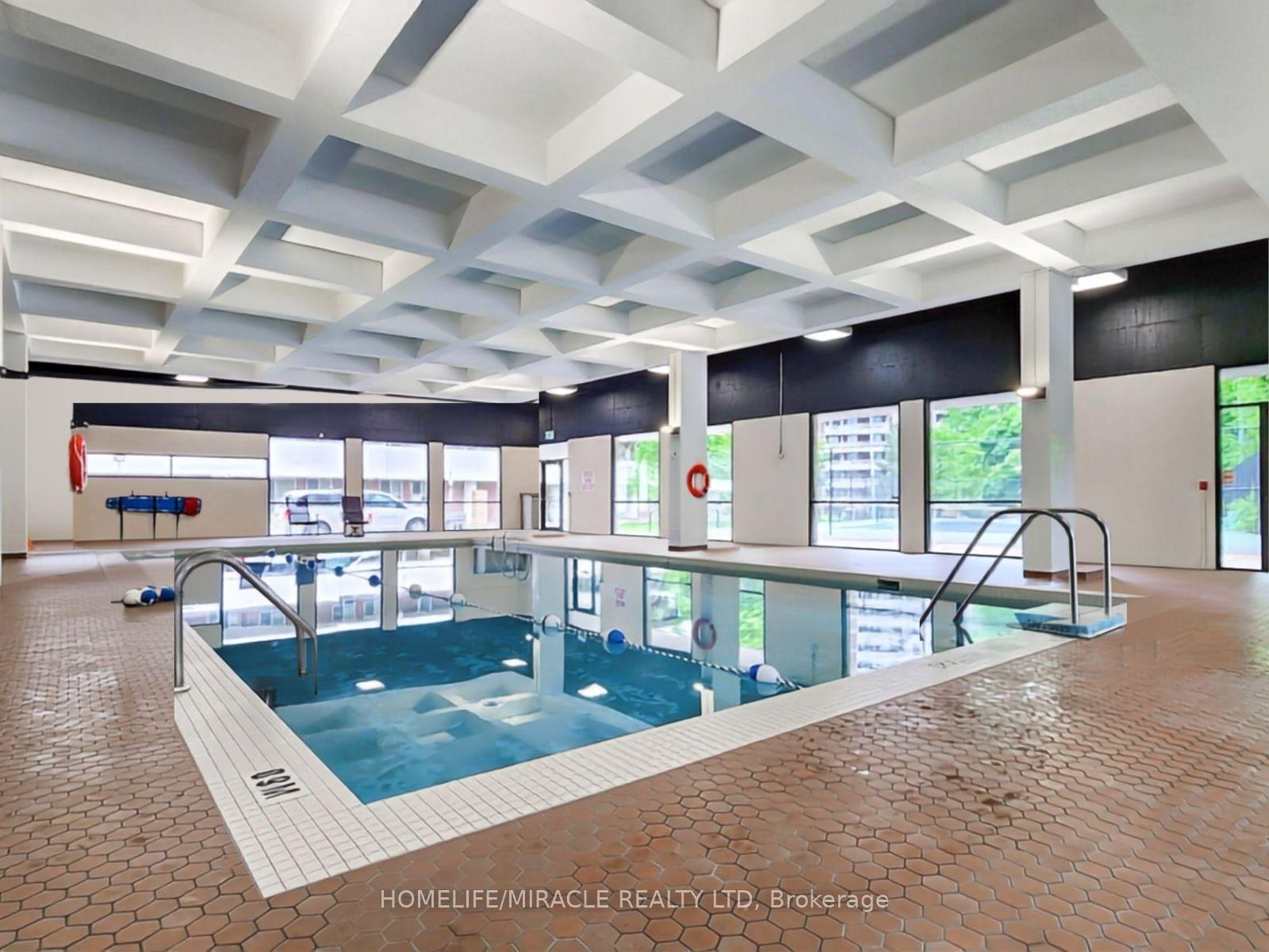 Photo 13 of Unit 906, 1 Royal Orchard Boulevard, Markham, Royal Orchard — HOMEH