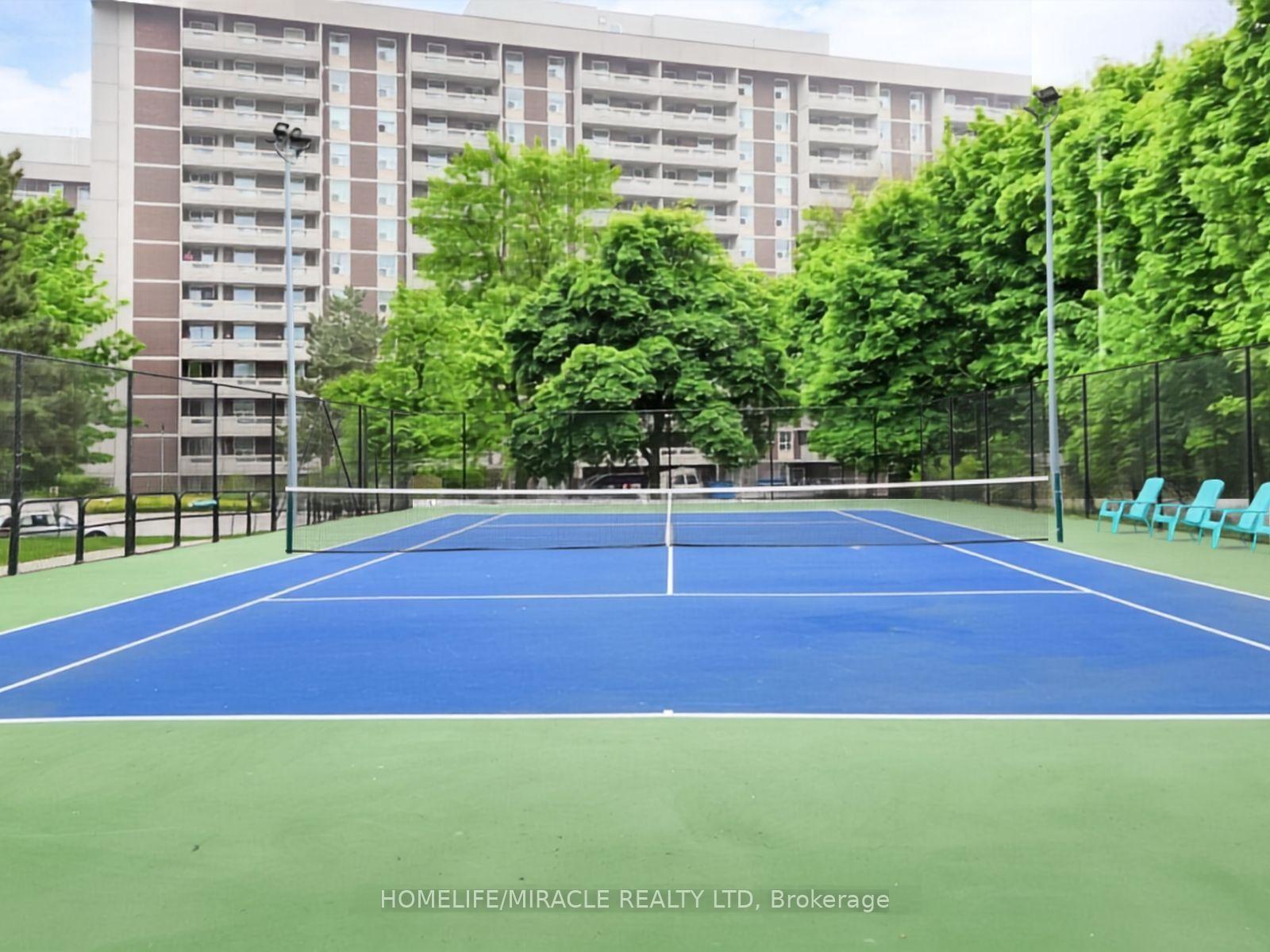 Photo 15 of Unit 906, 1 Royal Orchard Boulevard, Markham, Royal Orchard — HOMEH