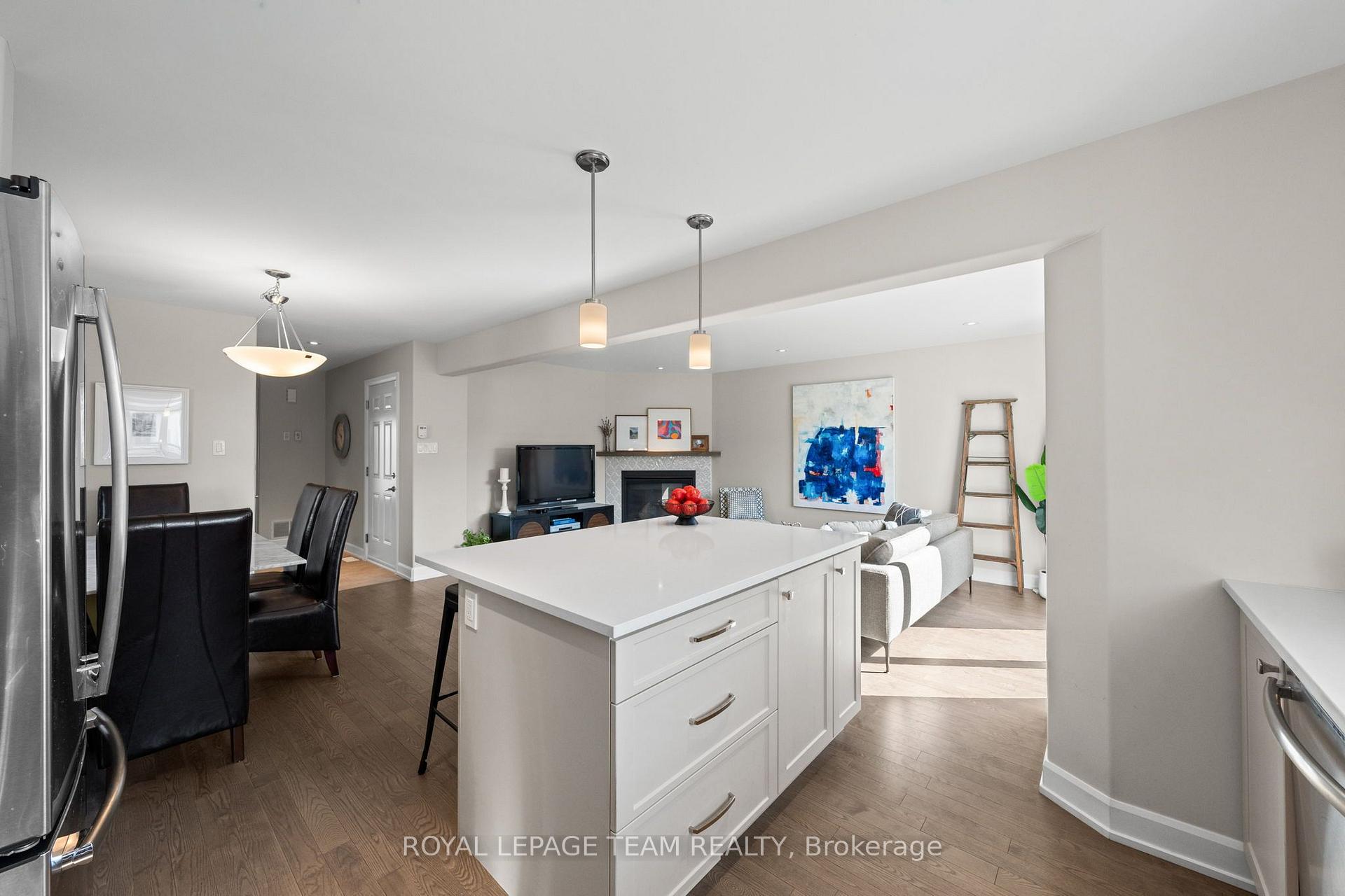 Photo 12 of 408 Twilight Avenue, Russell, Village of Russell — HOMEH