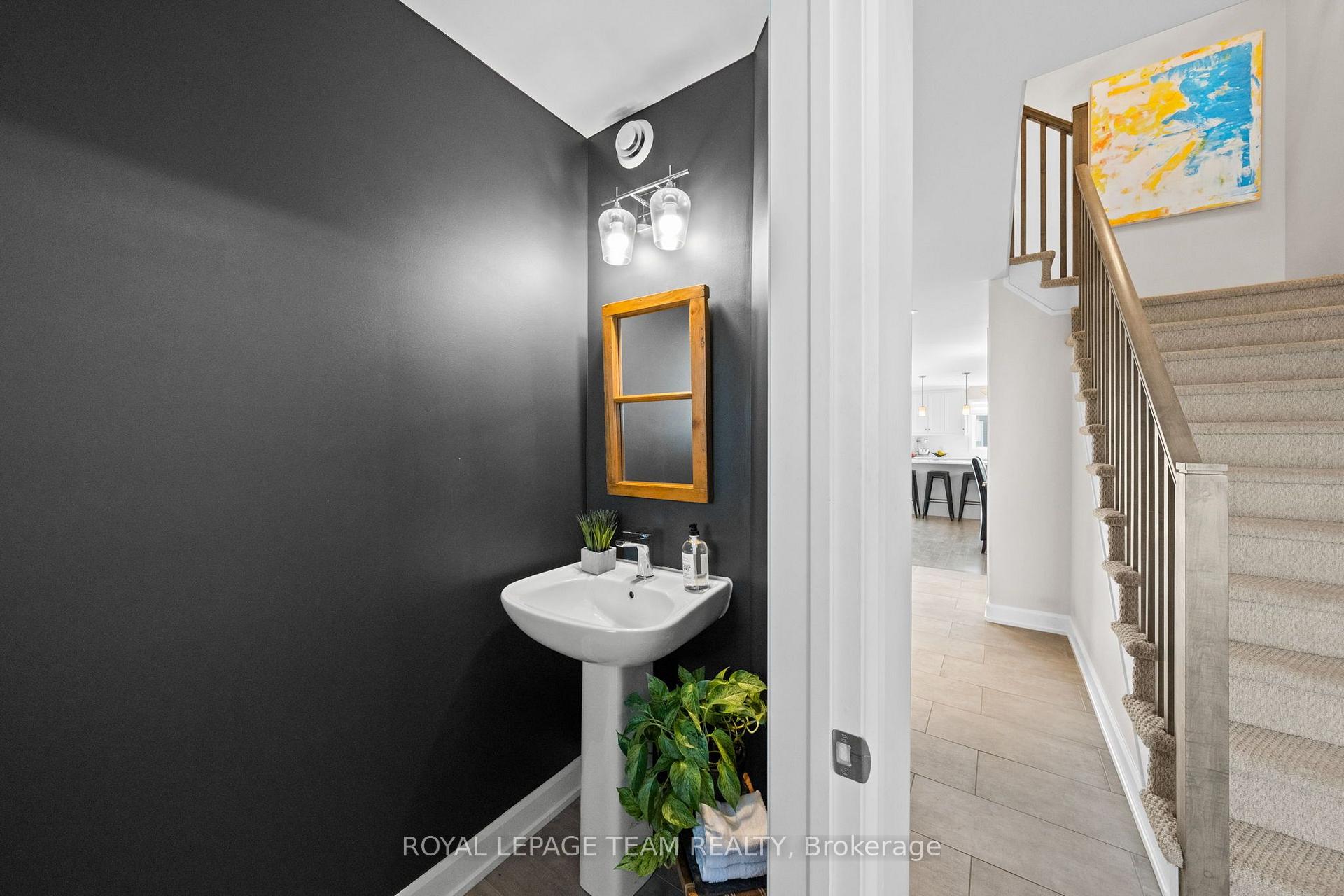 Photo 20 of 408 Twilight Avenue, Russell, Village of Russell — HOMEH