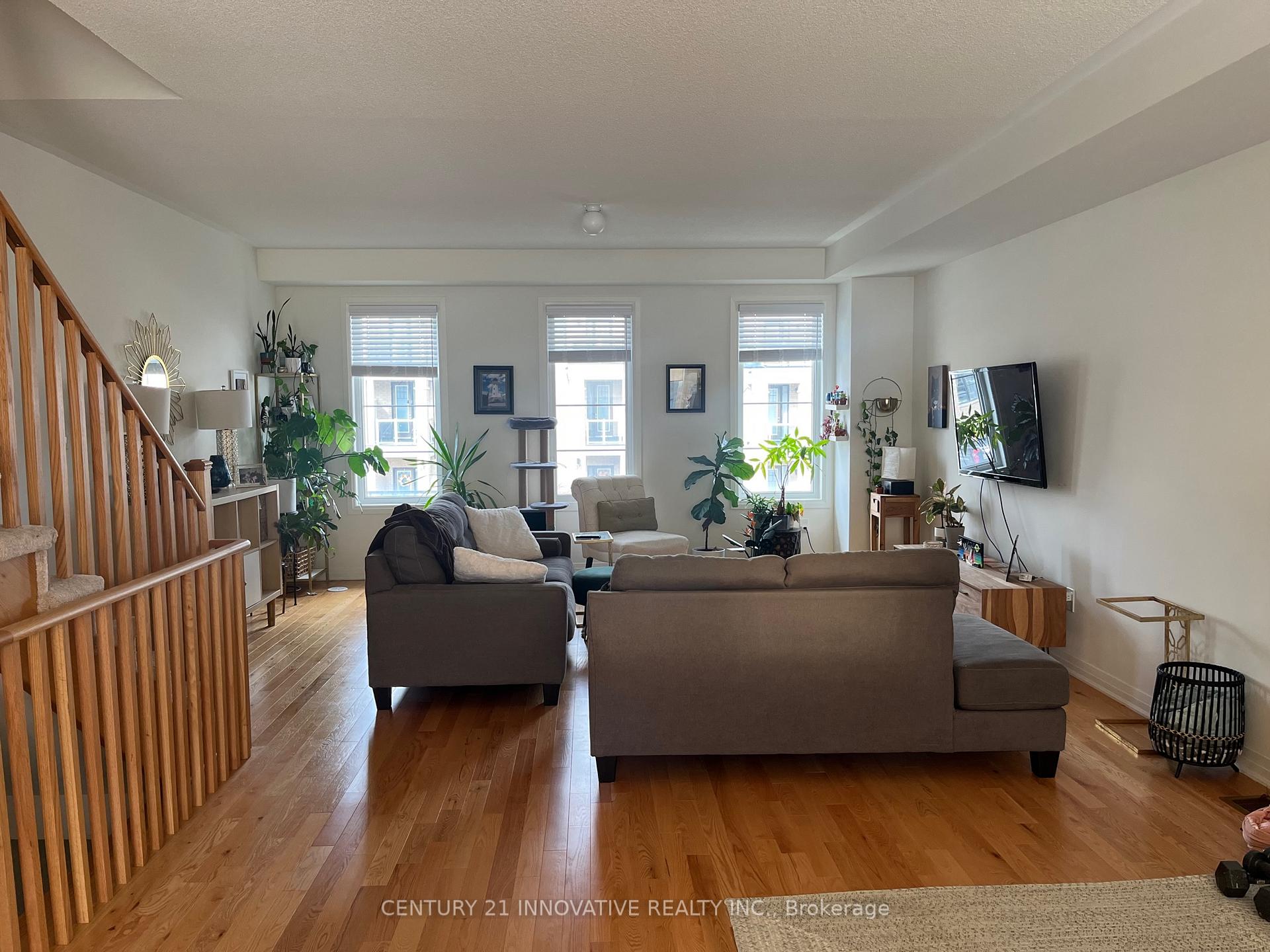 Photo 3 of 25 Clarington Boulevard, Clarington, Bowmanville — HOMEH