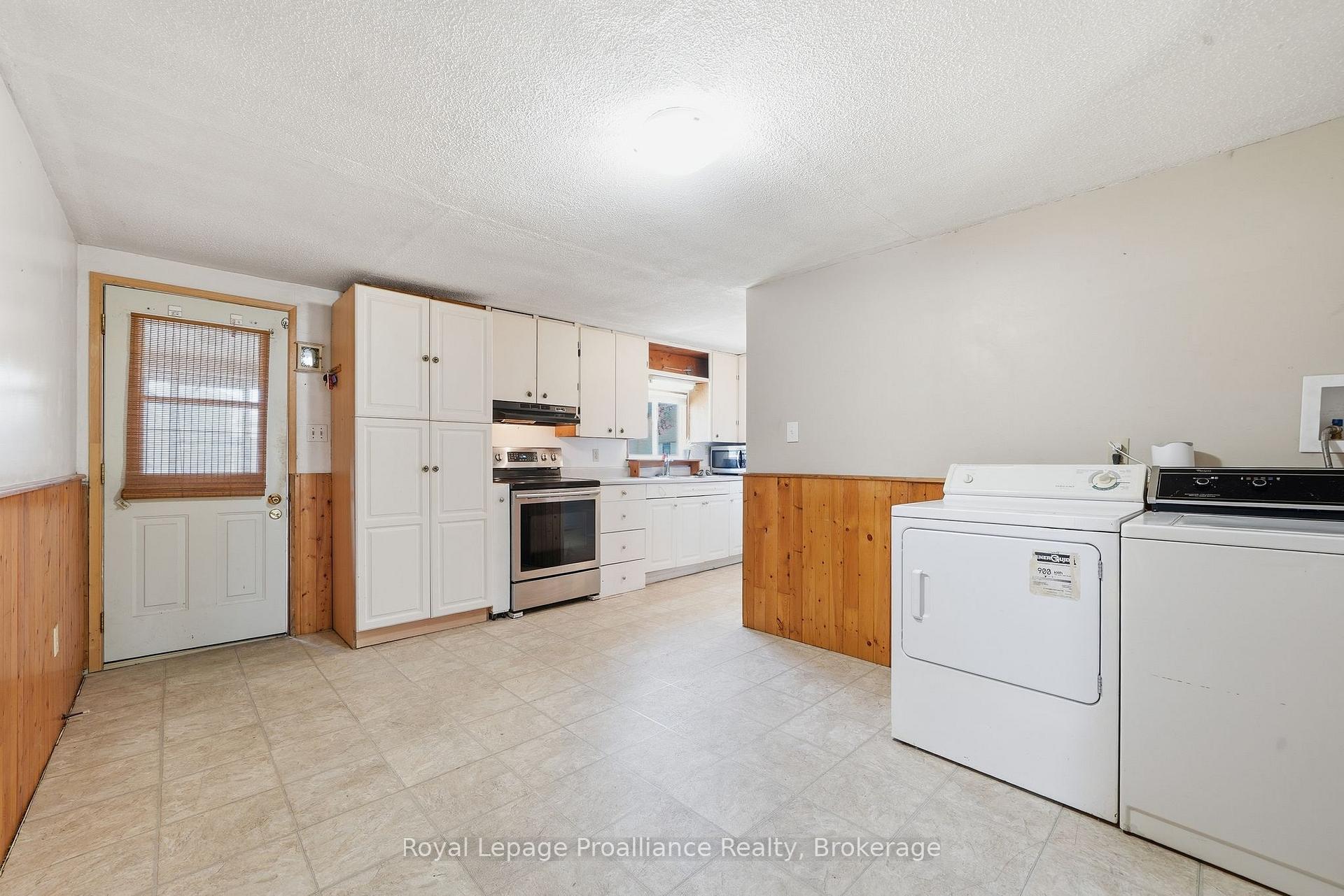 Photo 10 of 252 Sidney Street, Quinte West, Trenton Ward — HOMEH