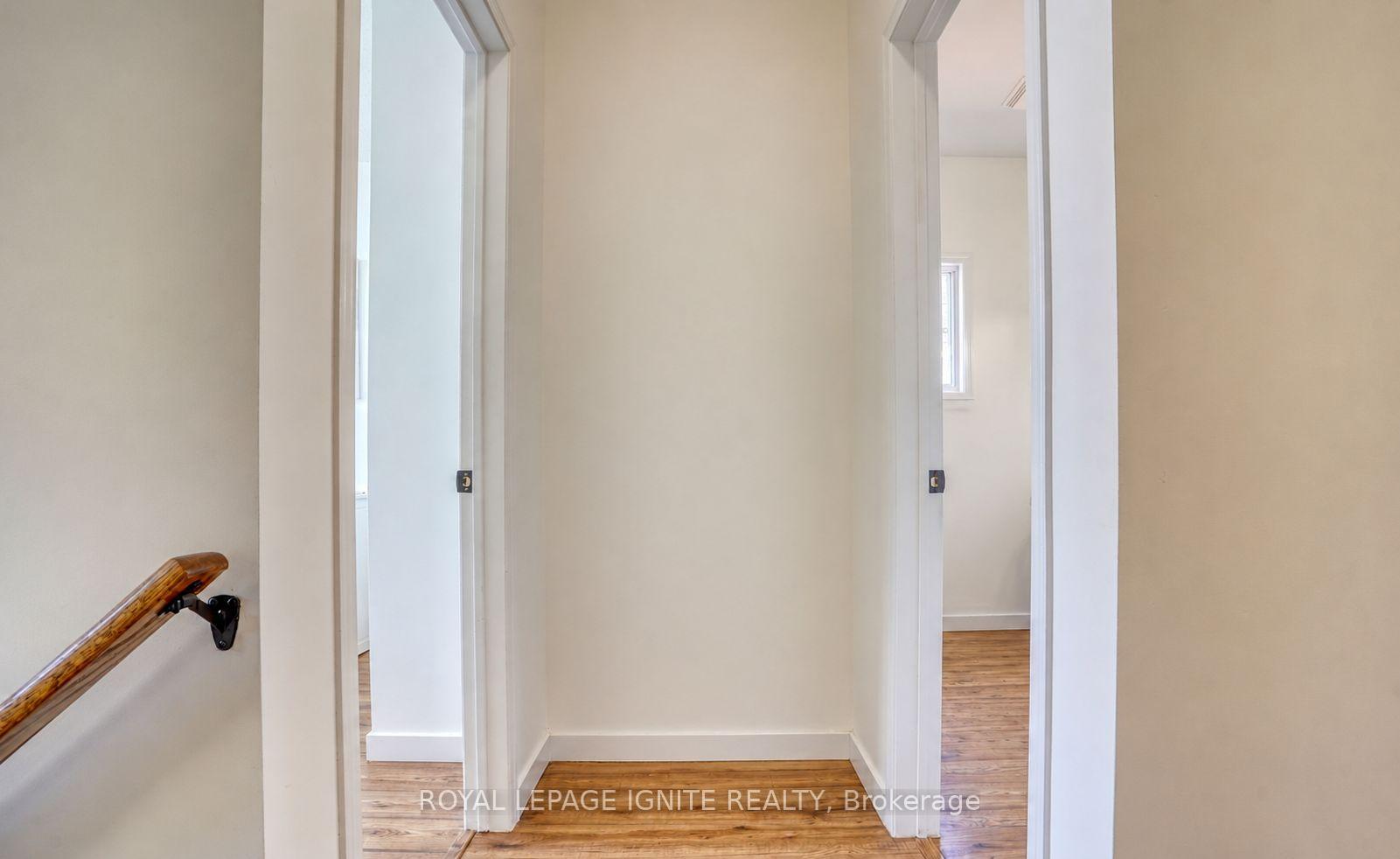 Photo 8 of 604 Woodmount Crescent, Oshawa, Samac — HOMEH