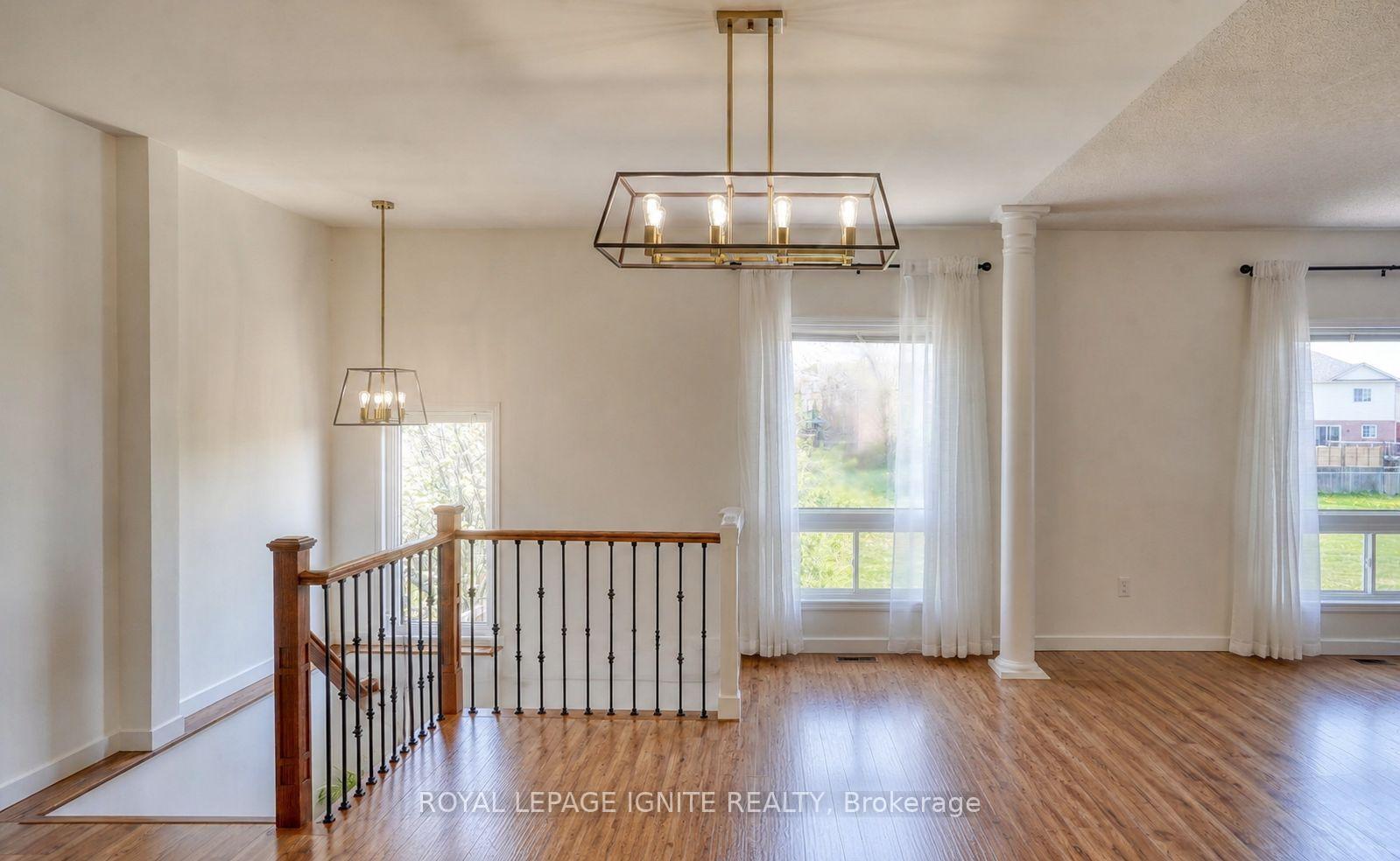 Photo 16 of 604 Woodmount Crescent, Oshawa, Samac — HOMEH