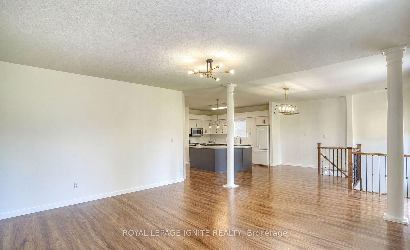 Photo 22 of 604 Woodmount Crescent, Oshawa, Samac — HOMEH