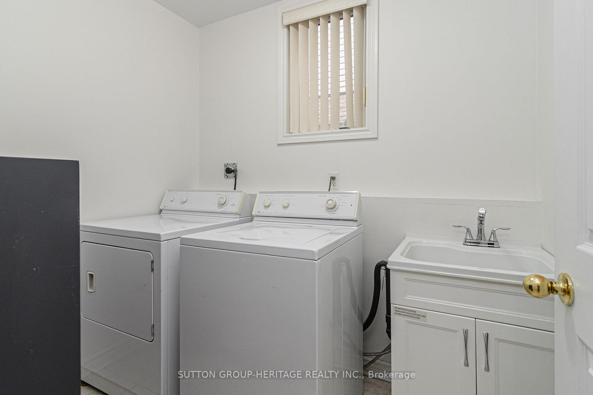 Photo 22 of 4 Divine Drive, Whitby, Rolling Acres — HOMEH