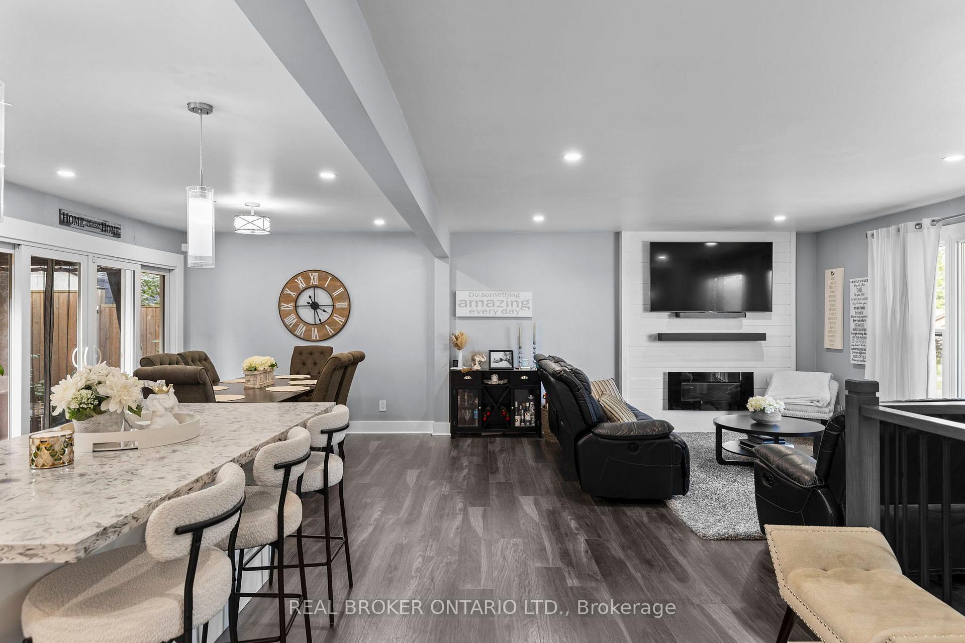 Photo 8 of 92 Quinn Avenue, Orillia — HOMEH