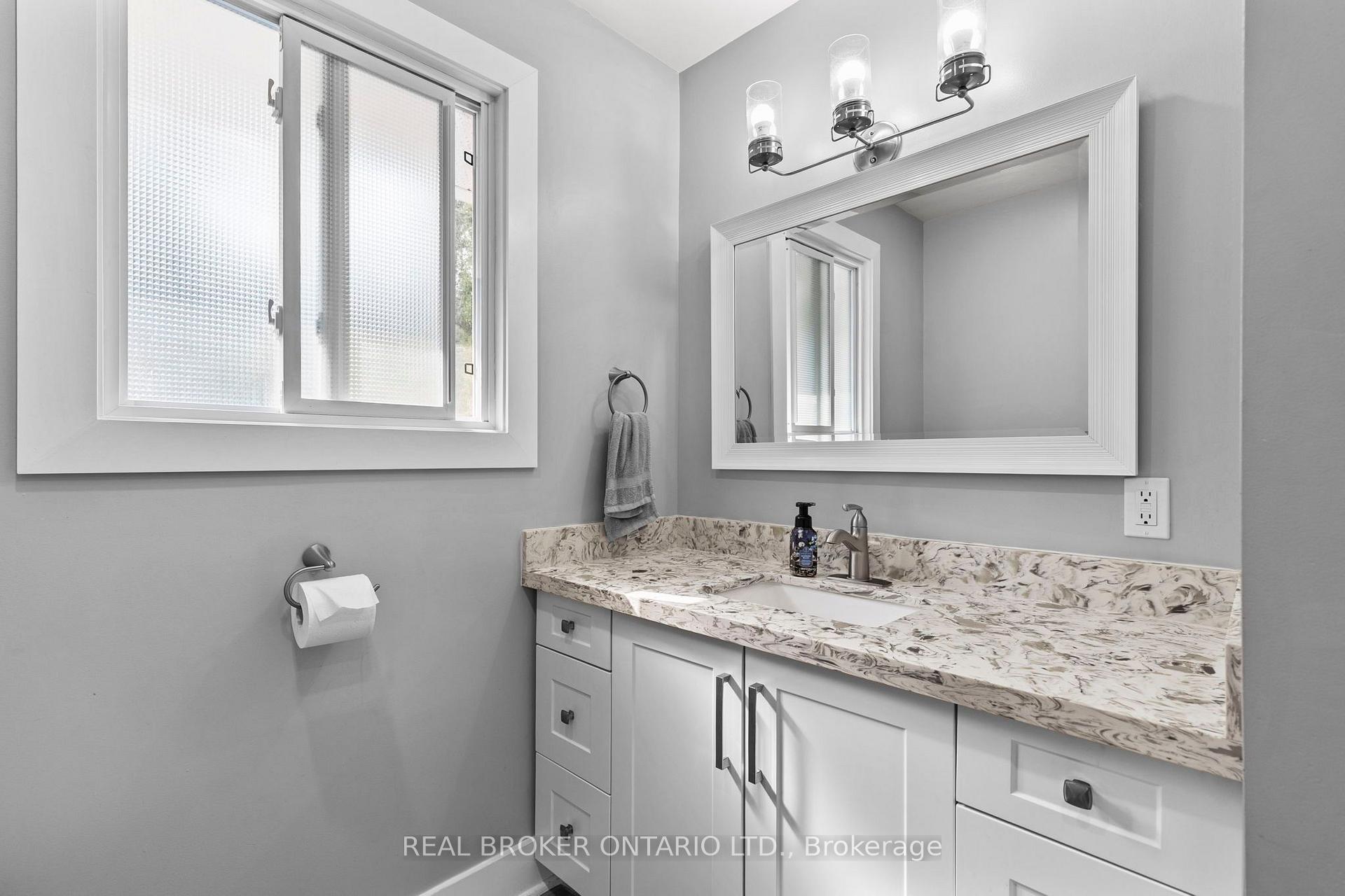 Photo 18 of 92 Quinn Avenue, Orillia — HOMEH