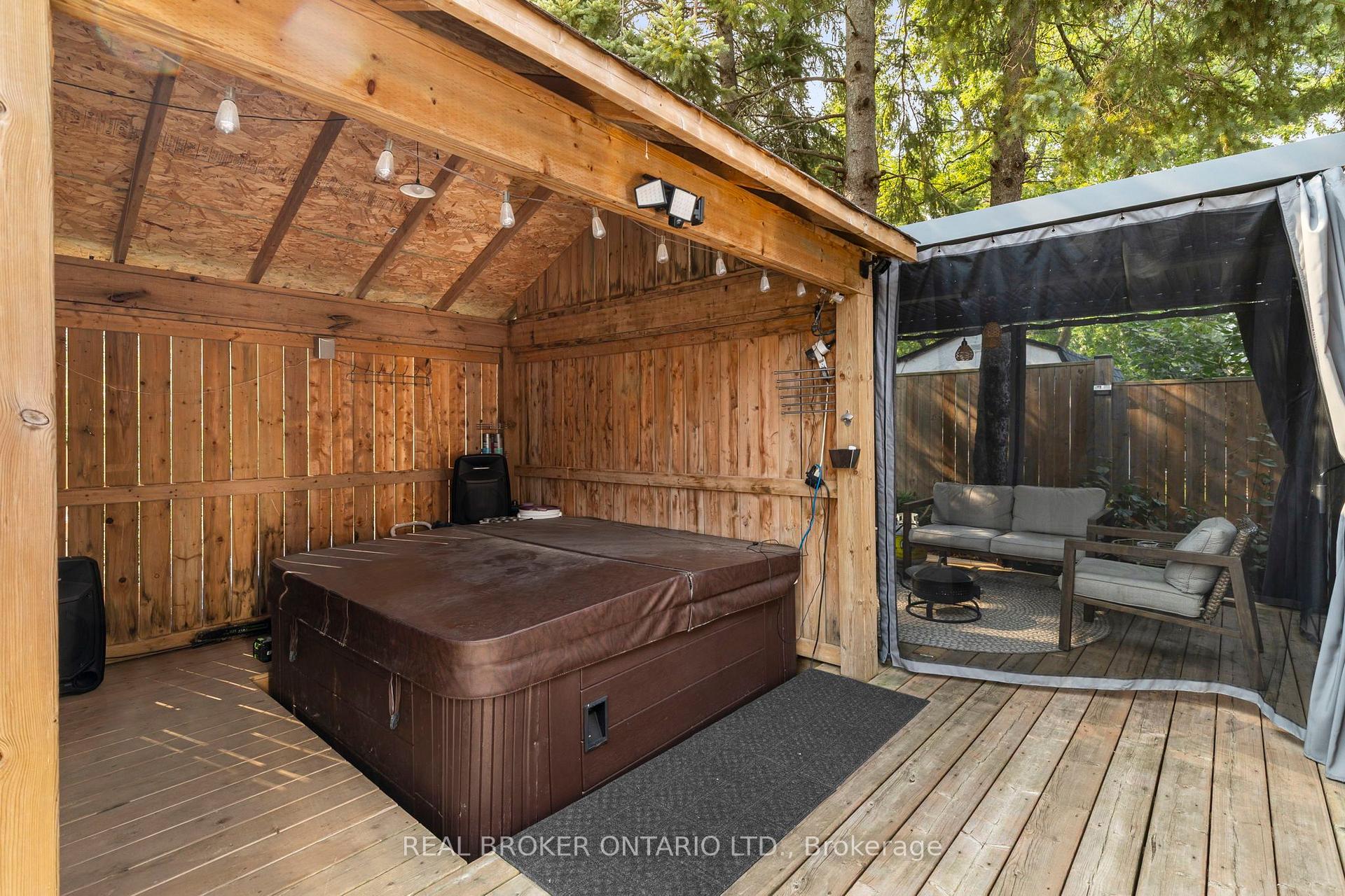 Photo 30 of 92 Quinn Avenue, Orillia — HOMEH