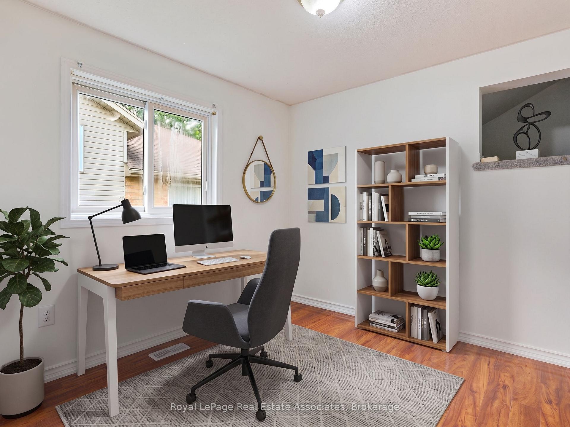 Photo 8 of 26 Mclachlan Place, Guelph, Willow West/Sugarbush/West Acres — HOMEH